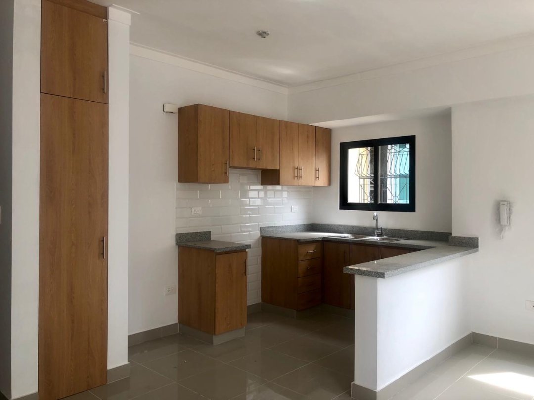 apartamentos - Hermoso apartamento nuevo en Evaristo Morales 2