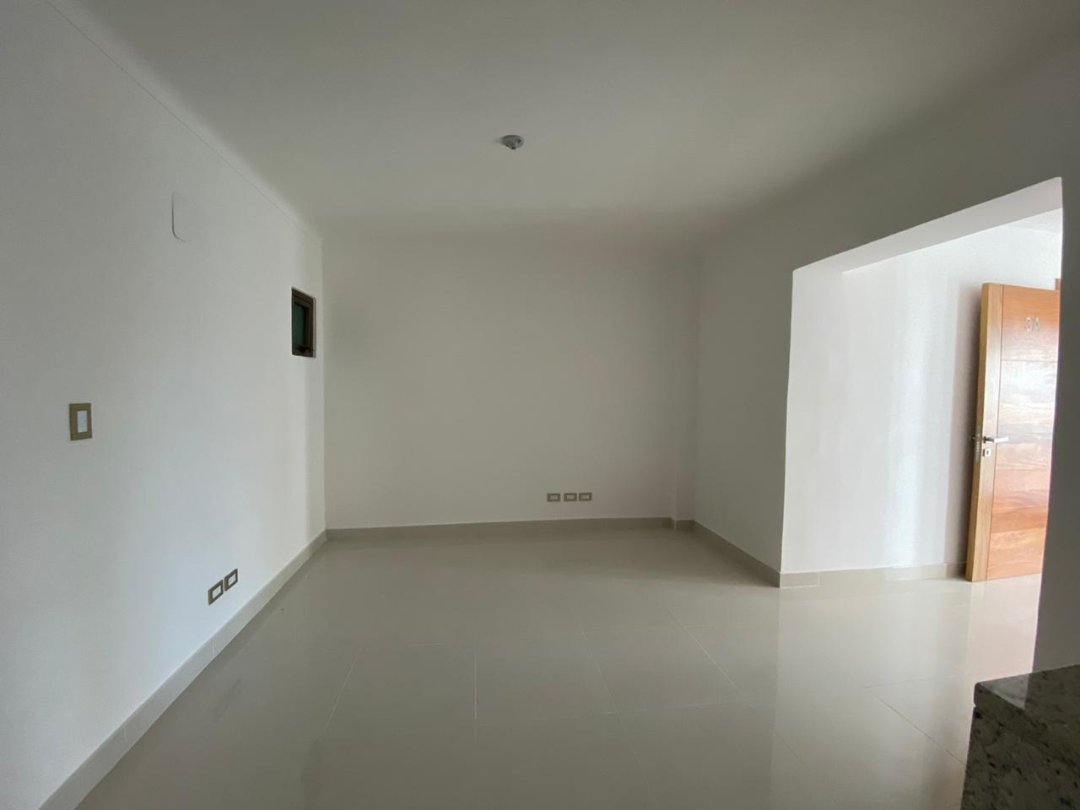 apartamentos - Hermoso y nuevo apartamento en Evaristo Morales de 3 habitaciones  3