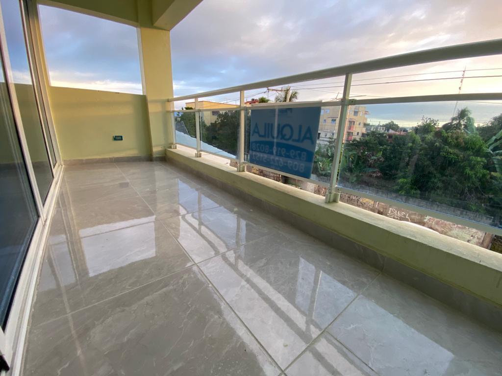 apartamentos - HERMOSO Y AMPLIO APARTAMENTO EN EL ALMIRANTE (ALM-01) 3