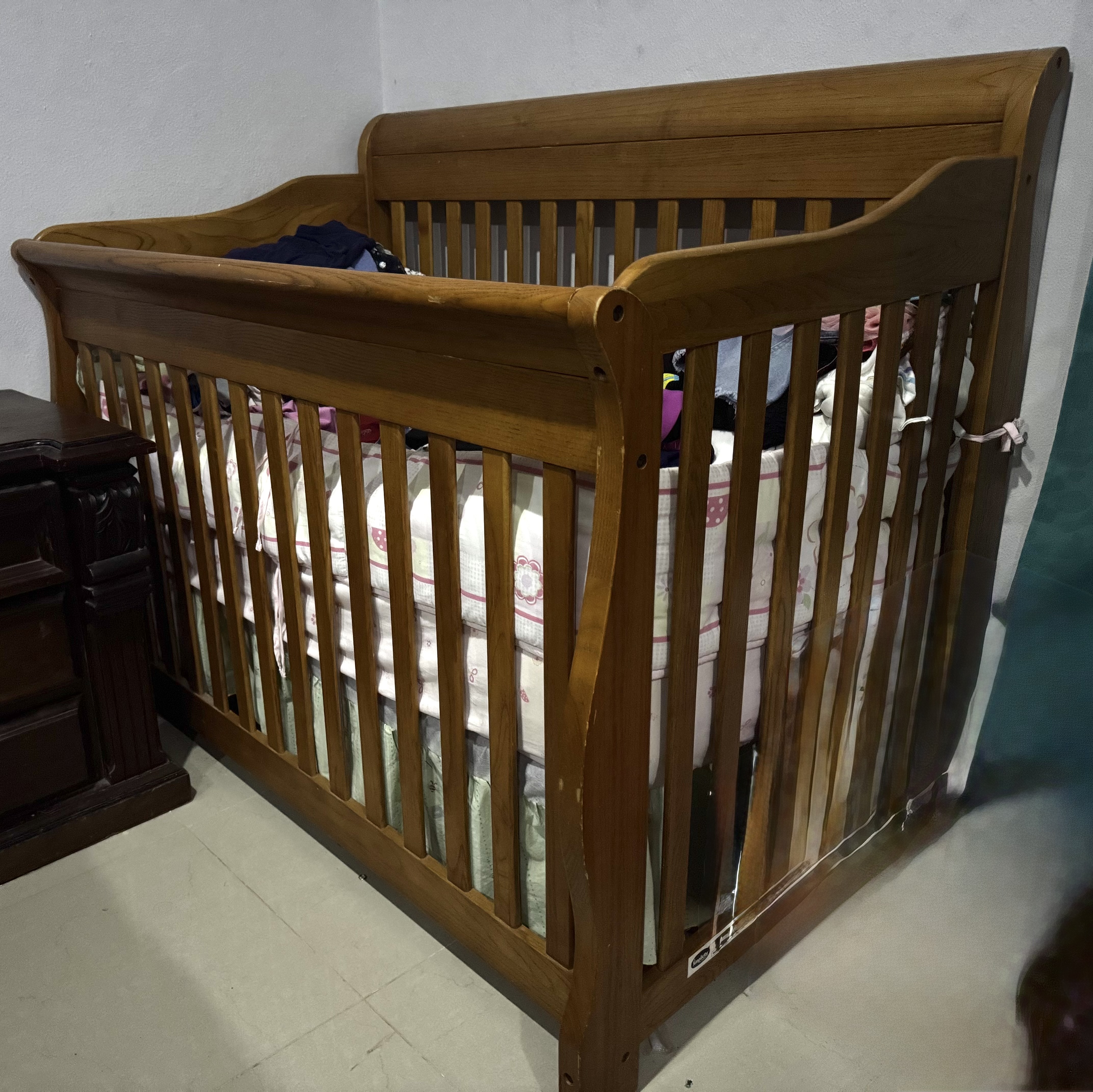 muebles - CUNA DE MADERA ROBLE CONVERTIBLE CAMA  0