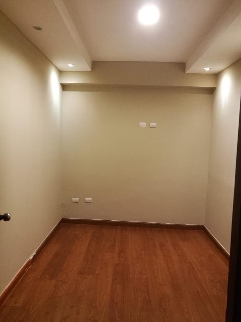 oficinas y locales comerciales - Vendo Local en Gazcue 4