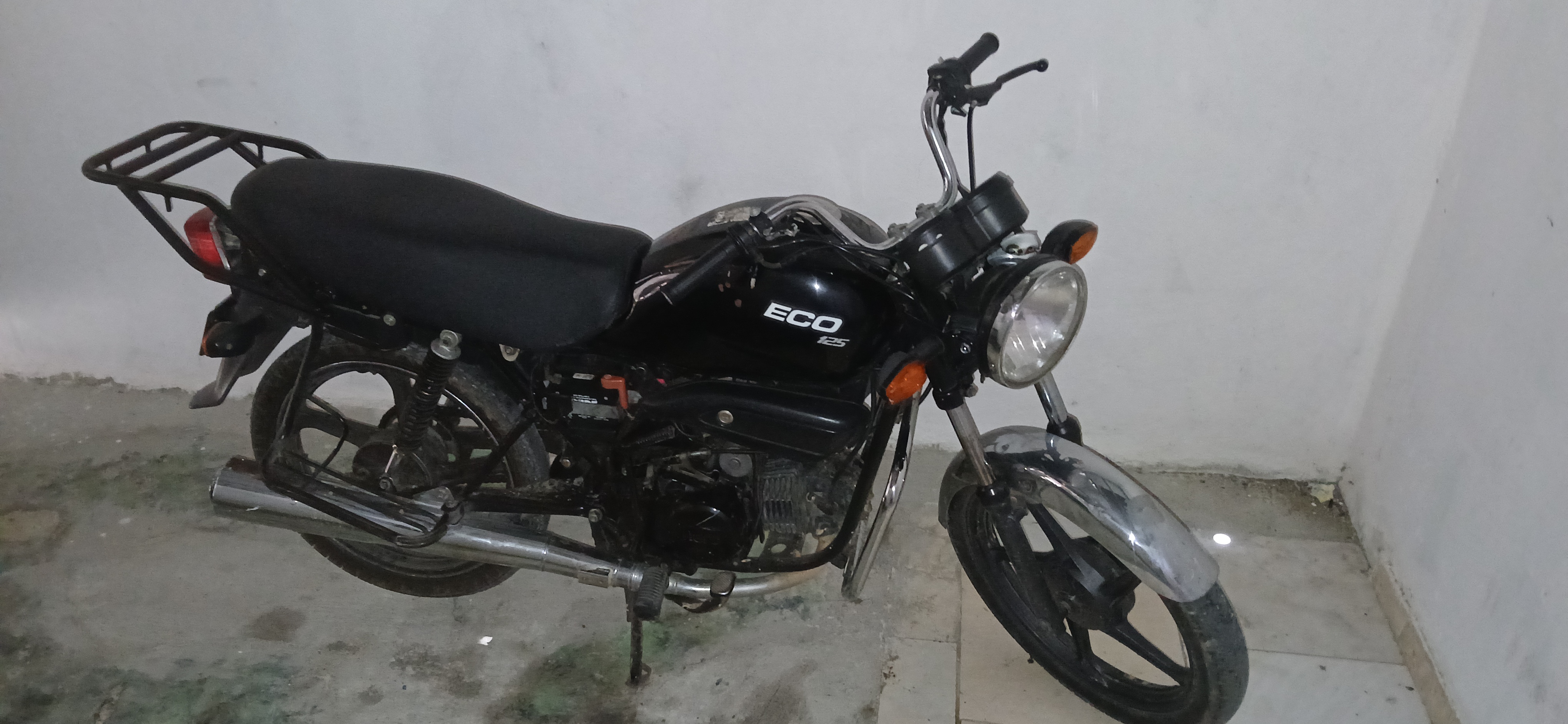 motores y pasolas - Hero eco 125 1