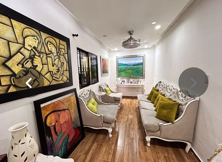 casas - Excelente Casa para vivienda, empresa,  negocio u oficinas en excelente punto  6