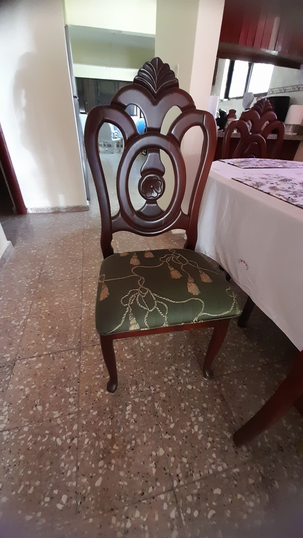 muebles y colchones - Comedor 6 sillas en caoba 2