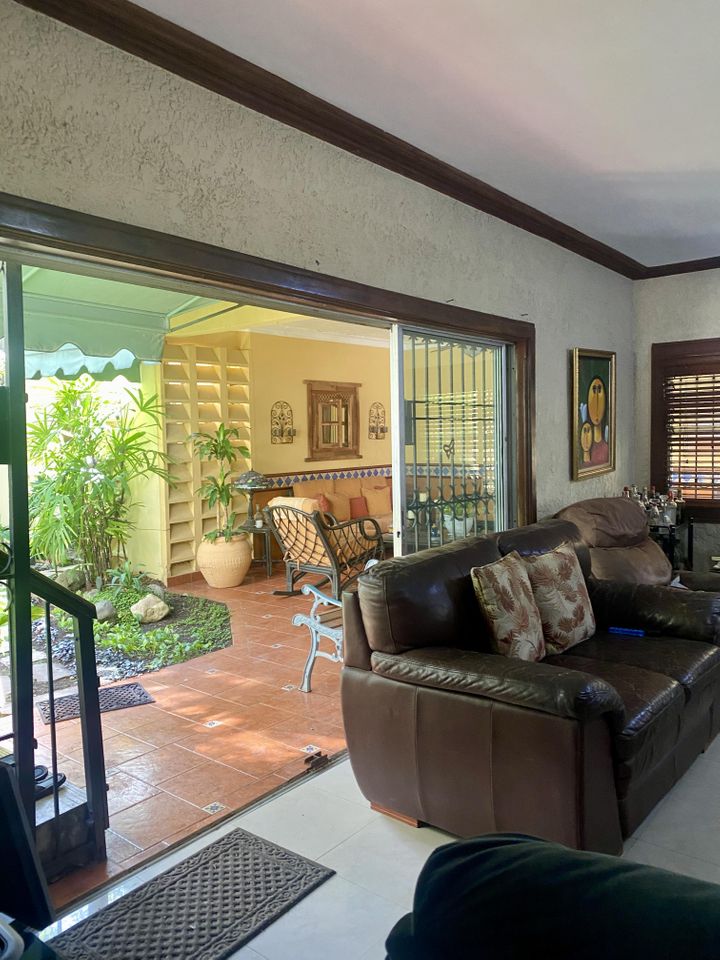 casas - Casa en alquiler para negocio  1