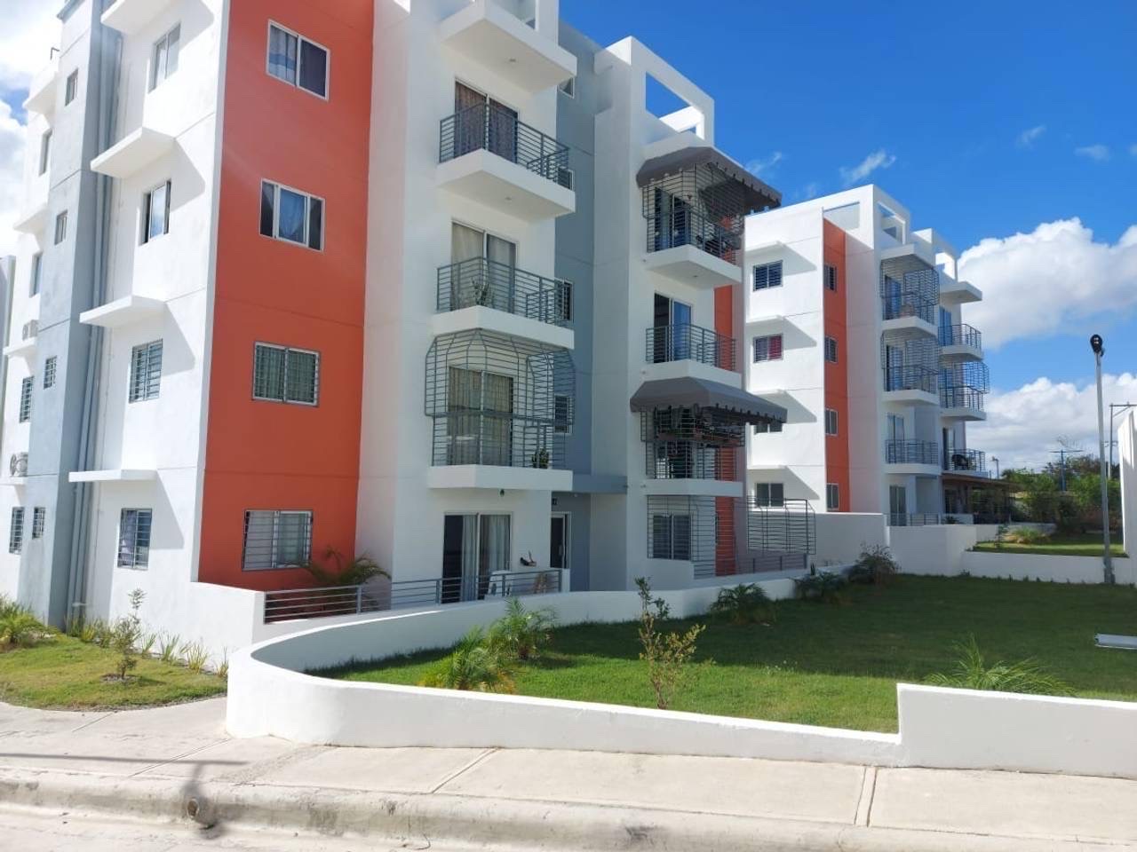 apartamentos - venta de apartamentos jardines de la colonia Villa mella Santo Domingo 