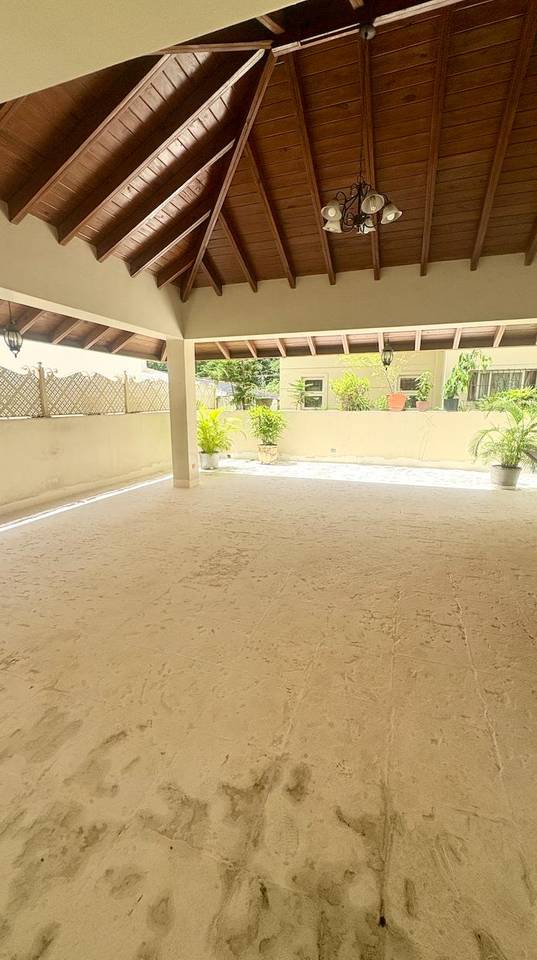 apartamentos - Venta de Apartamento Clasico en Ensanche Paraiso 9