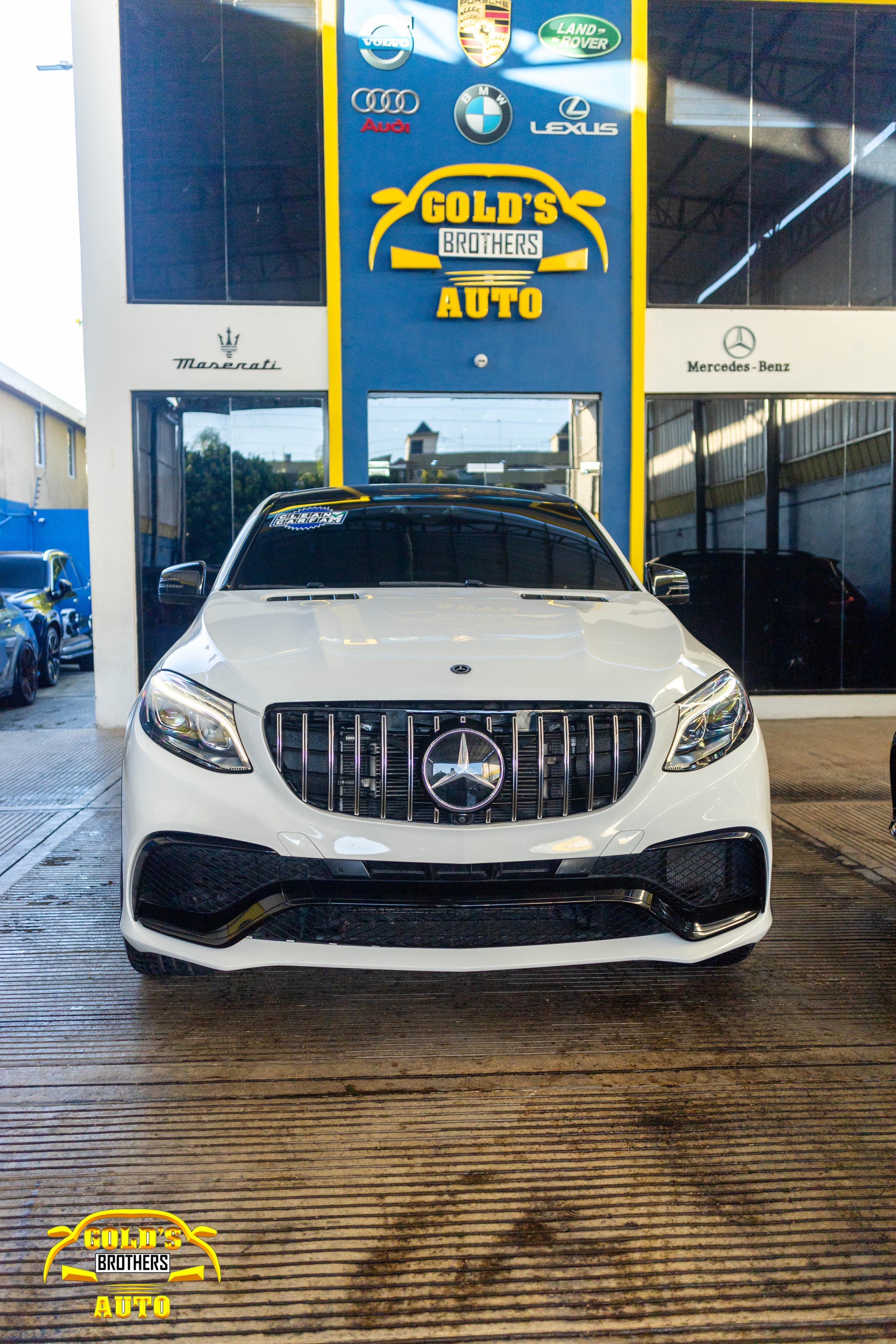 jeepetas y camionetas - Mercedes Benz GLE 63s AMG Coupe 2017 Clean Carfax 1