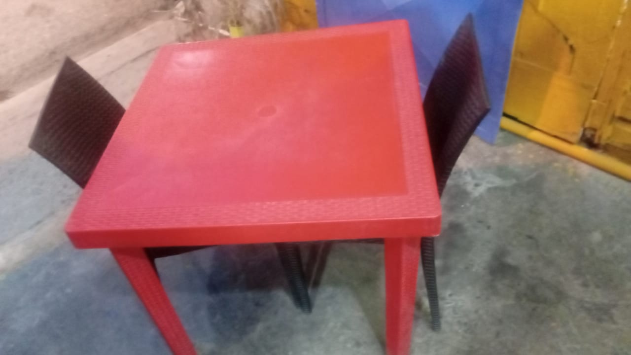 cocina - Vendo mesa plastica 0