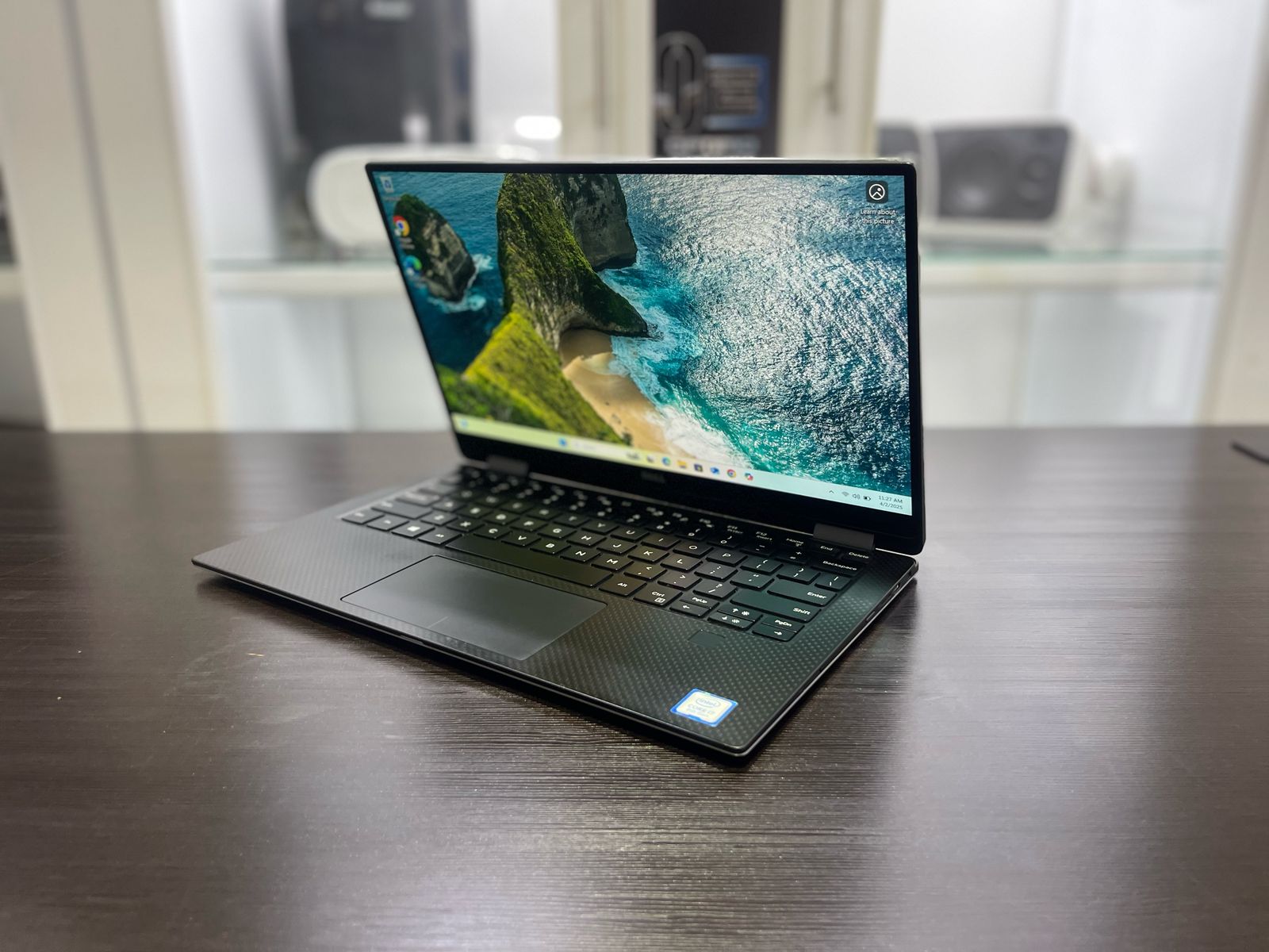 computadoras y laptops - LAPTOP DELL XPS 2 IN 1  3