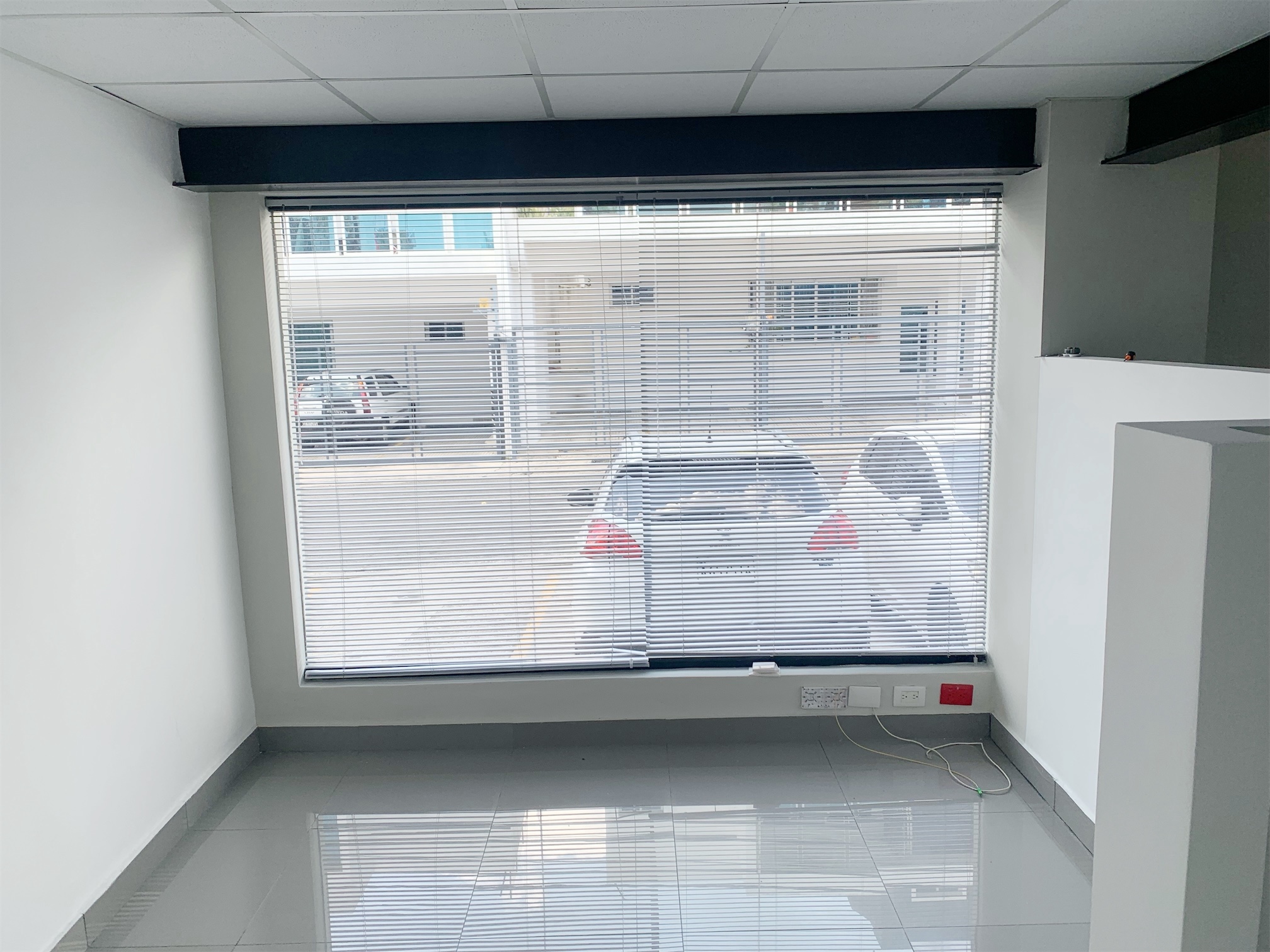 oficinas y locales comerciales - Oficina corporativa en los prados  1