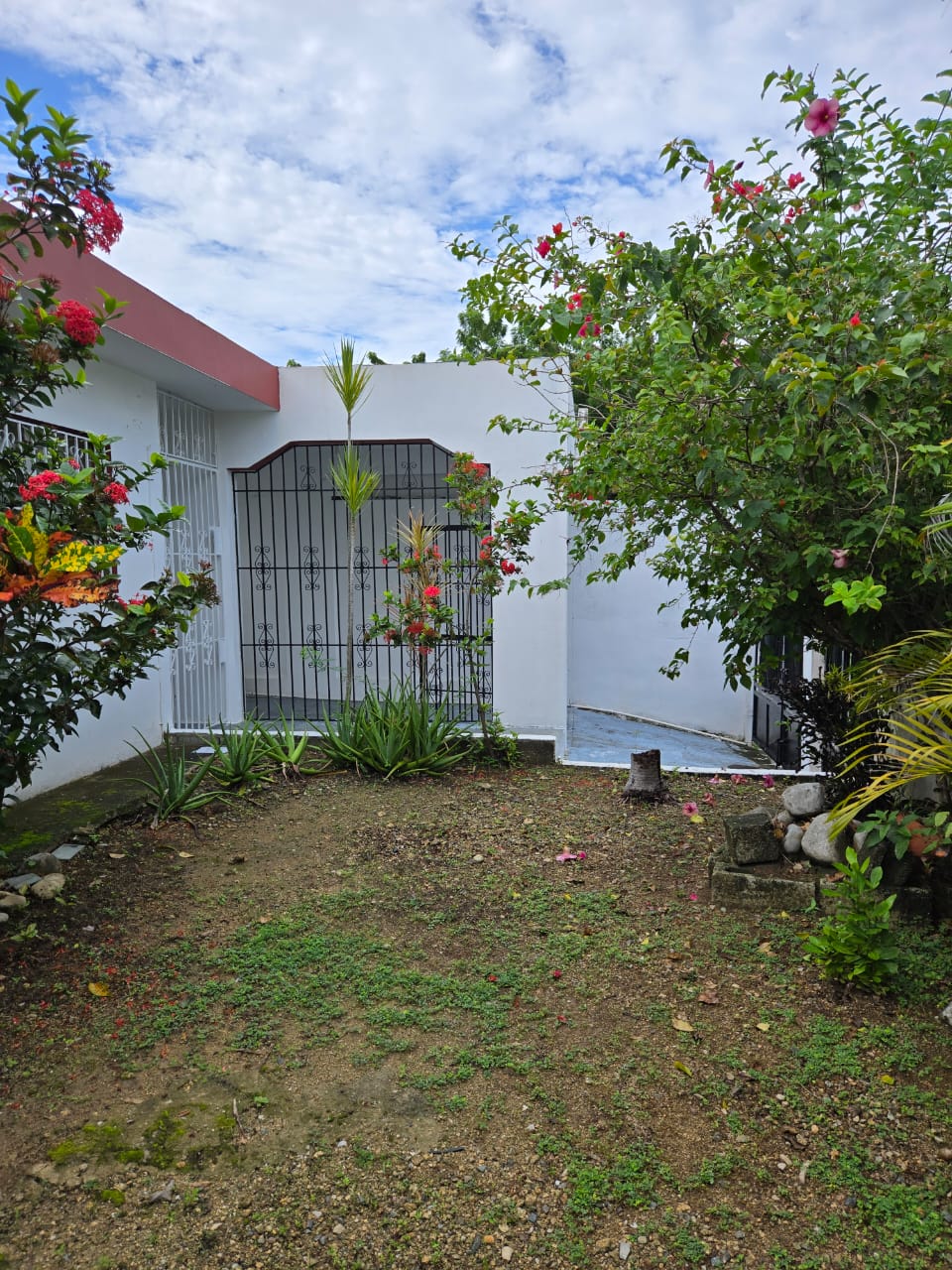 casas - Gran Venta de Propiedad en Santo Domingo Este  2