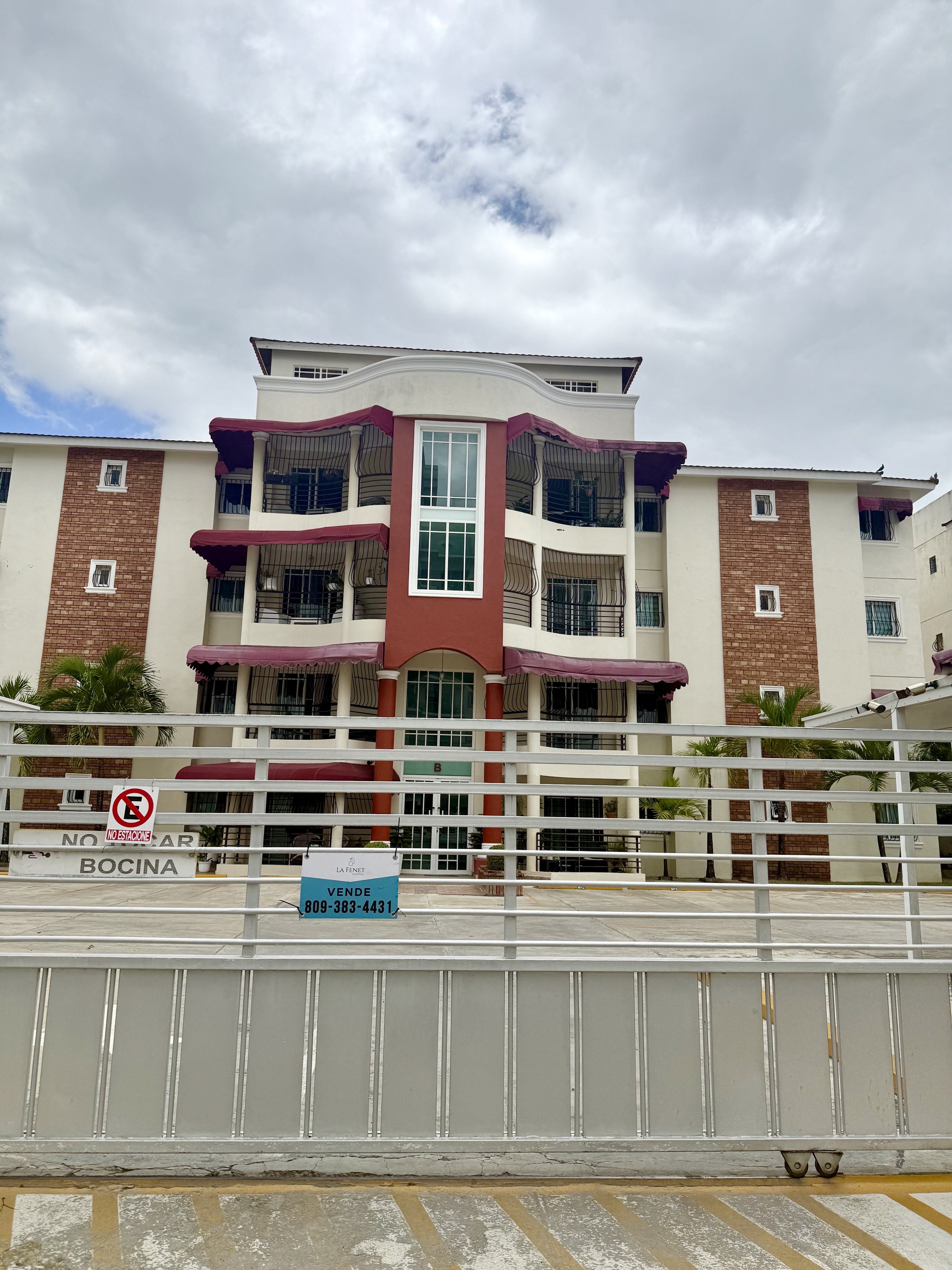 apartamentos - Apartamento en 1er nivel de venta Embrujo 1