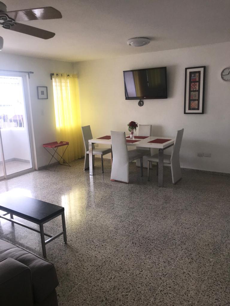 apartamentos - Apartamento en gazcue a 1 minuto de hacienda  5