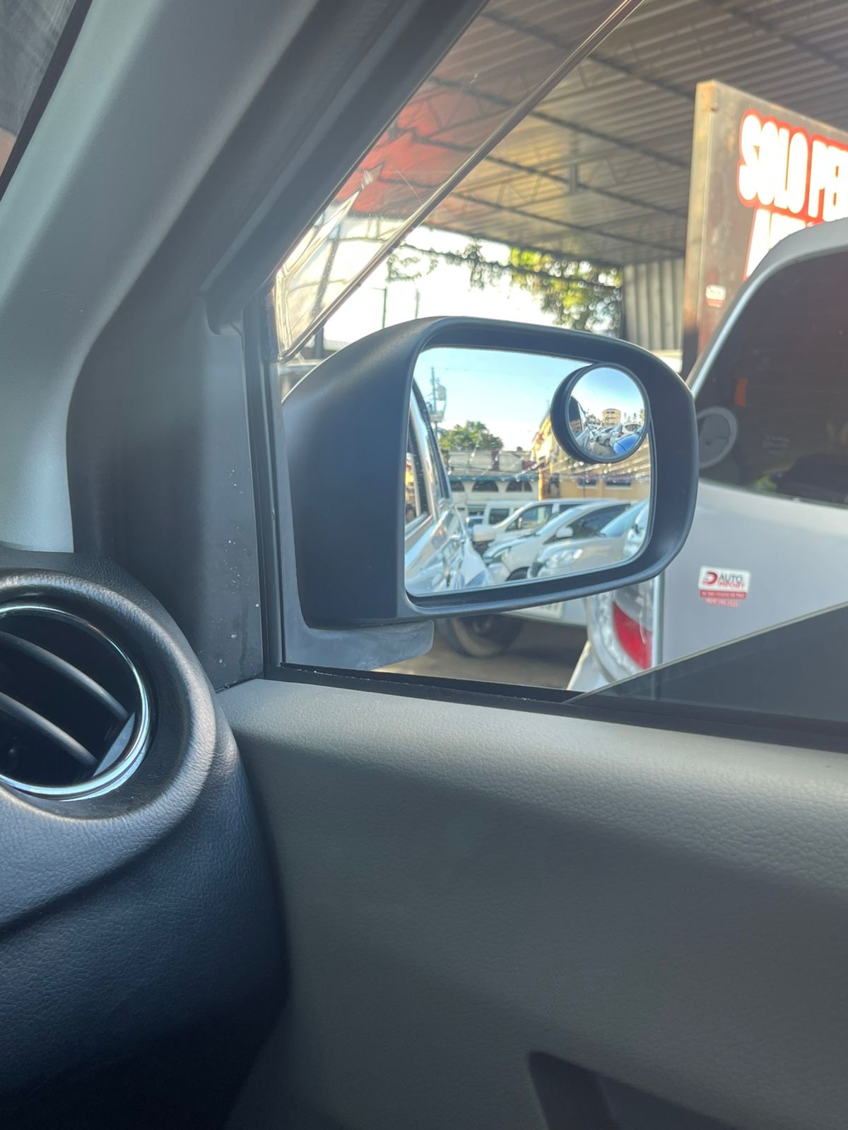 carros - Alquiler de Daiahsut Mira para uber, indrive, didi 5