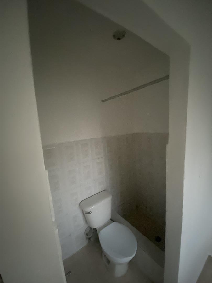 habitaciones y viviendas compartidas - Alquiler aparta estudio en el Edén, villa mella.  2