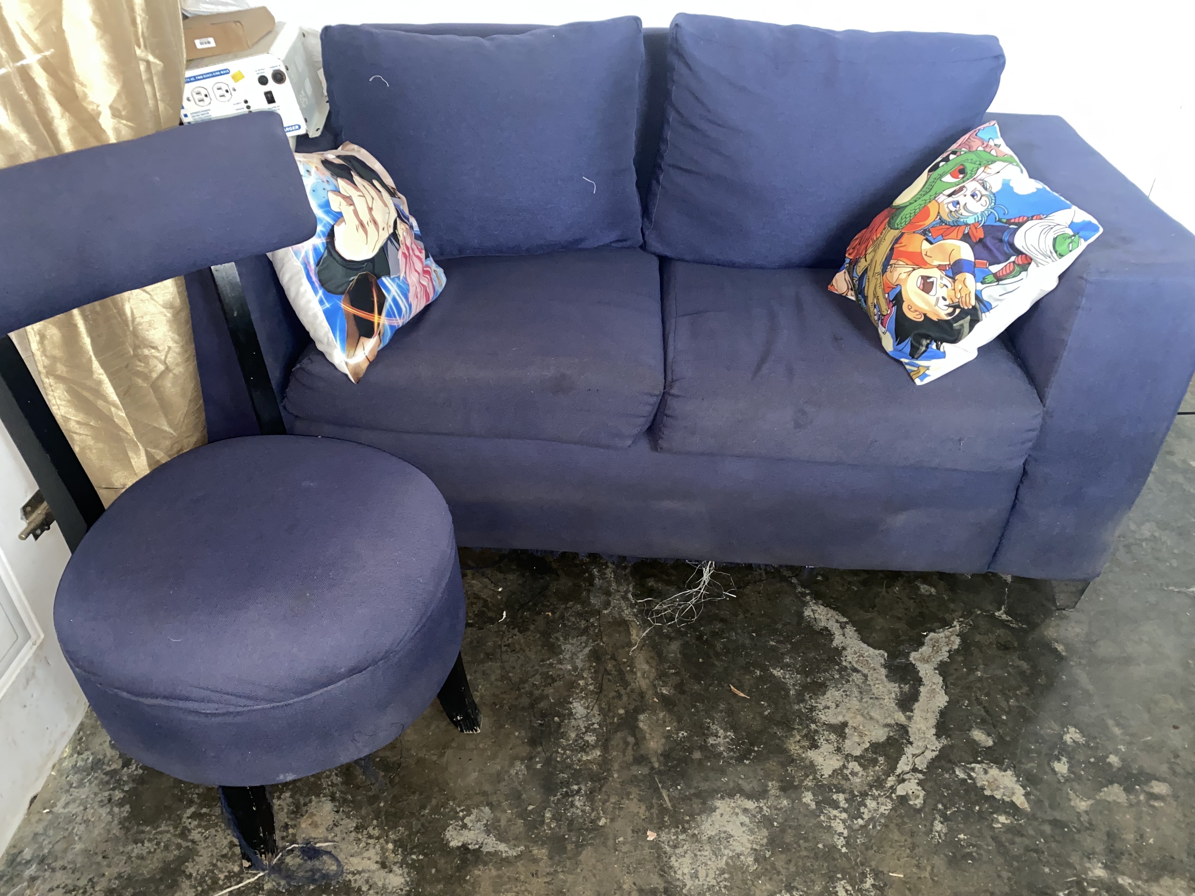 muebles y colchones - Mueble + 2 butacas 