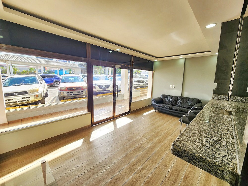 oficinas y locales comerciales - OFICINA COMERCIAL PROXIMO METRO TOURS SANTIAGO 6
