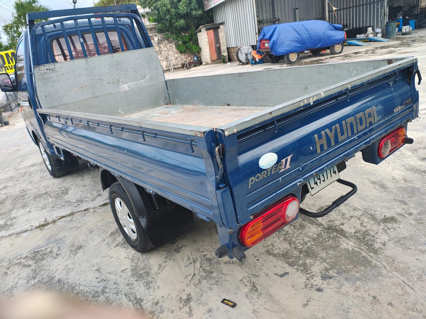 camiones y vehiculos pesados - CAMION HYUNDAI PORTER 2017 esta en BAVARO 2