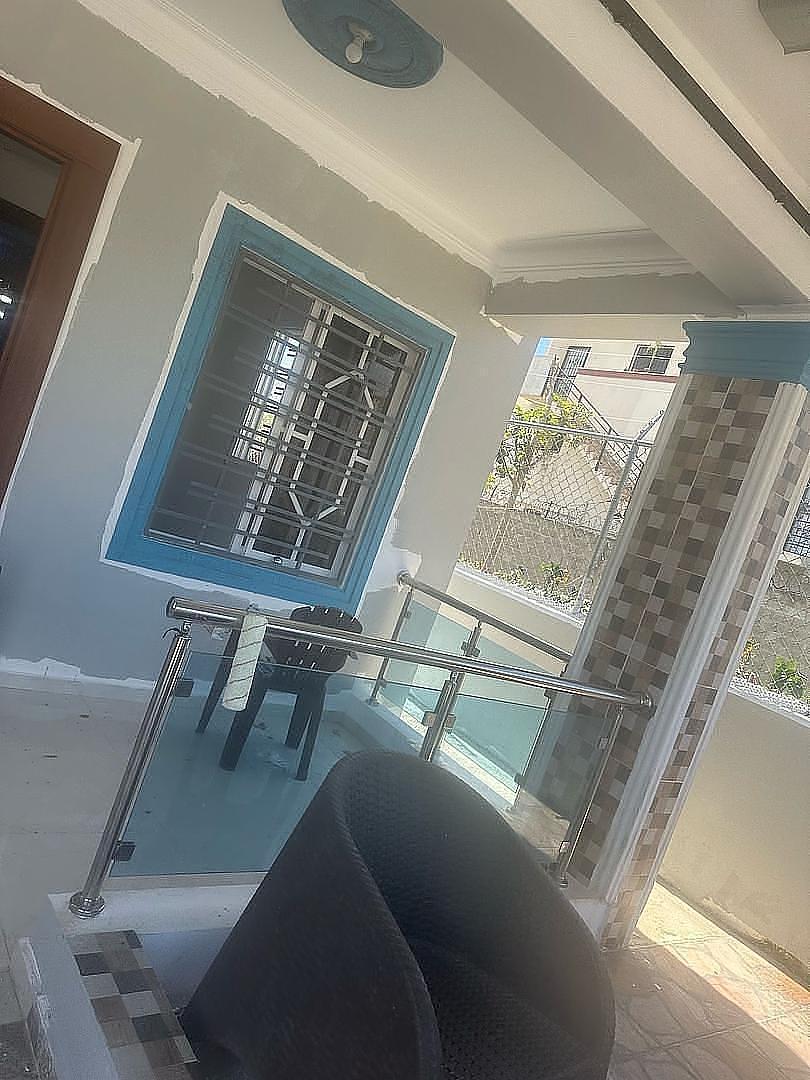 casas - vendo de oportunidad esta casa en la Barranquita  4