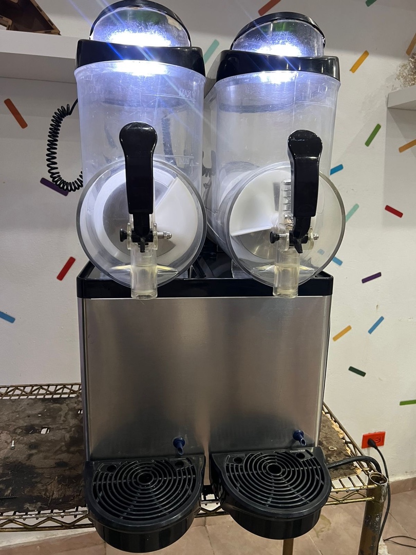 equipos profesionales - Máquina de yum yum usada , en excelente estado 
 6