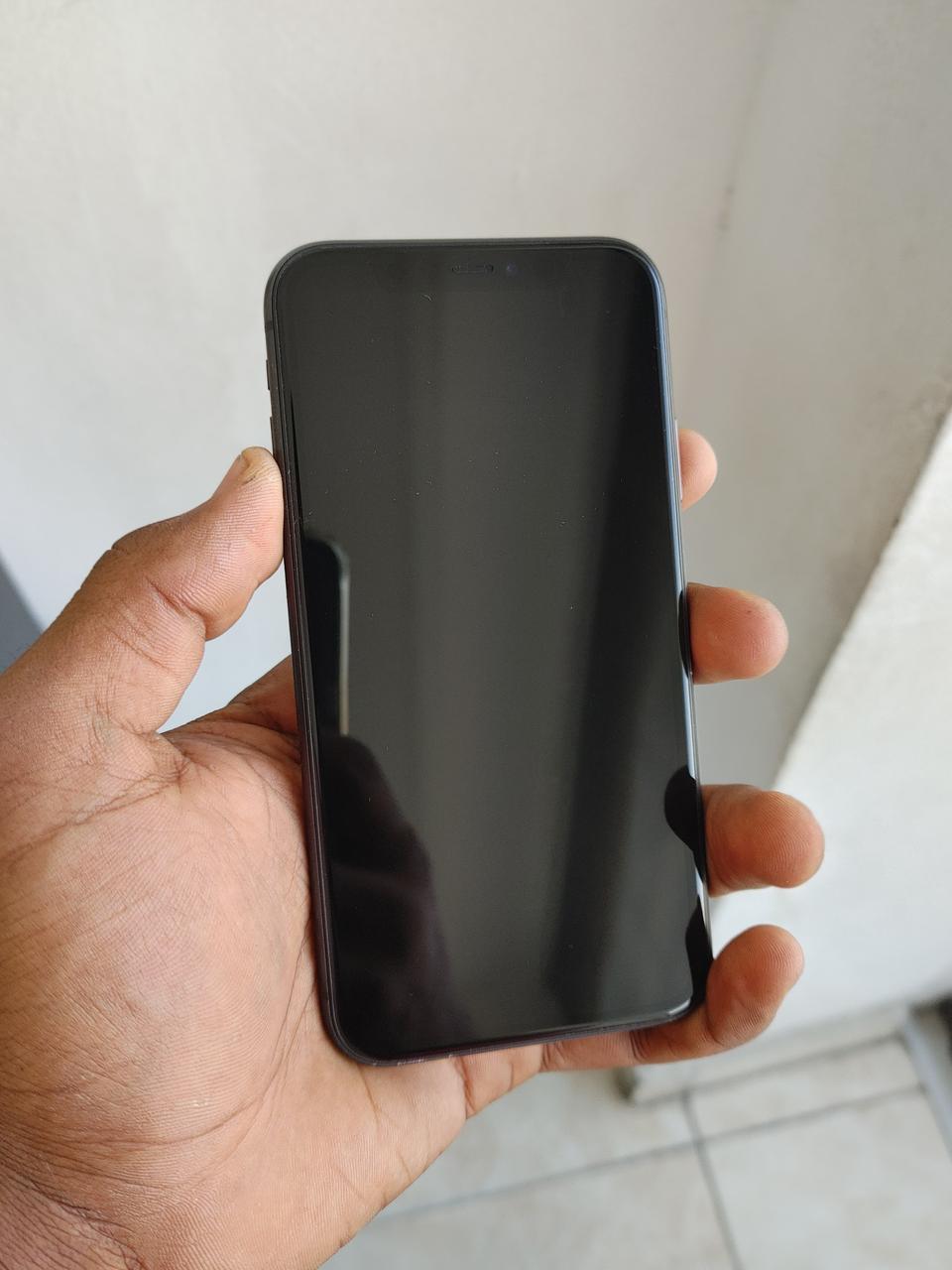 celulares y tabletas - iPhone 11 64GB turbo sim batería en 90% como nuevo 4