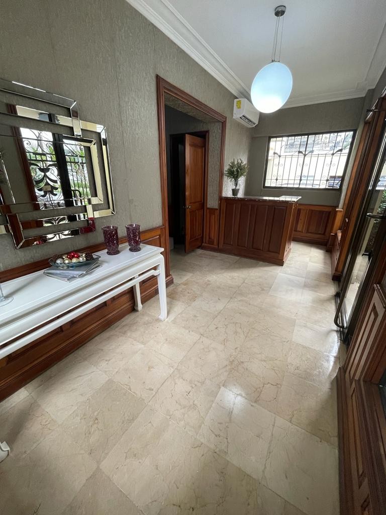apartamentos - Se vende Apartamento grande y espacioso en Naco de 260mts, 3