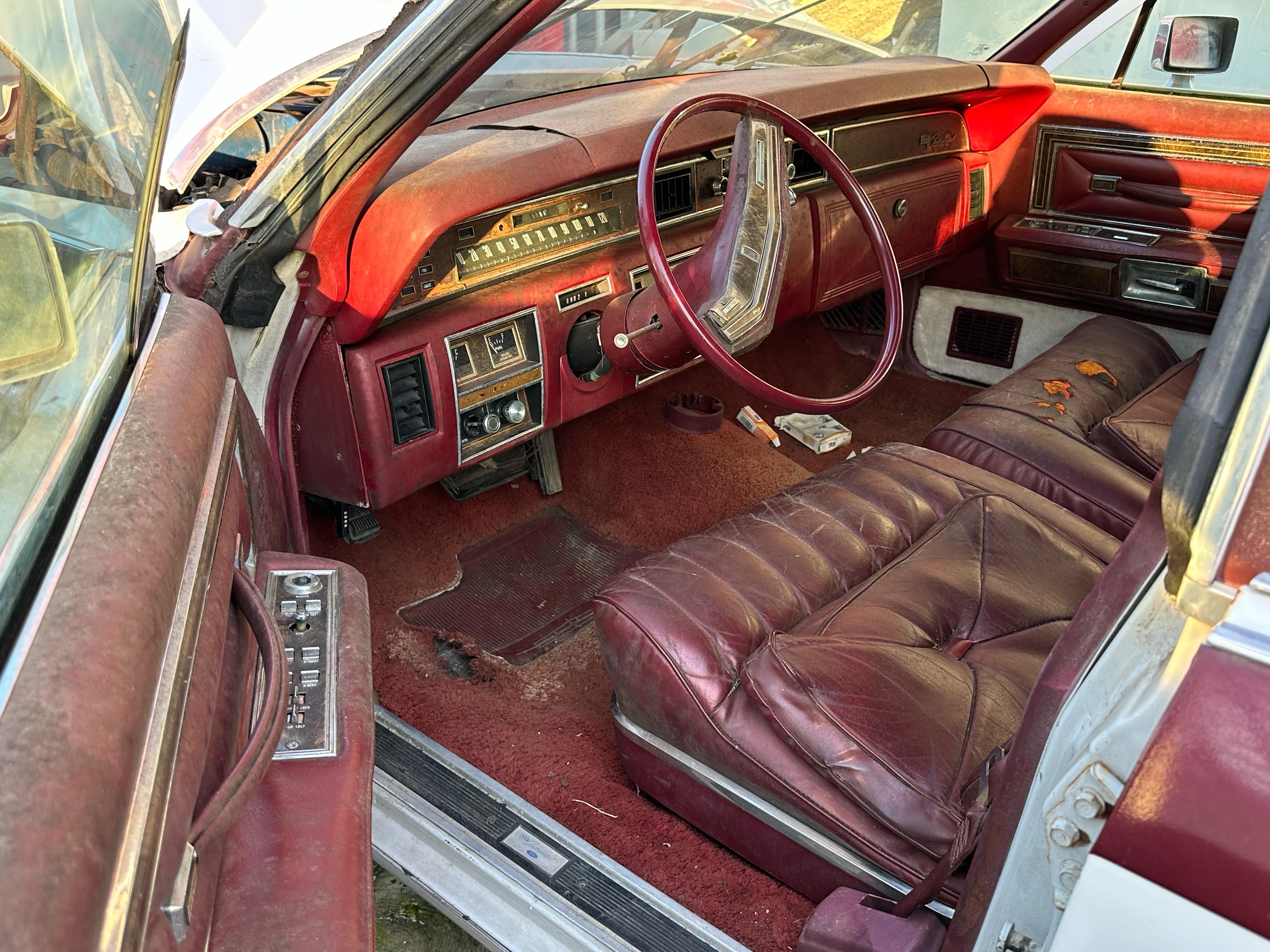 carros - LINCOLN TOWN CAR 1977 4
