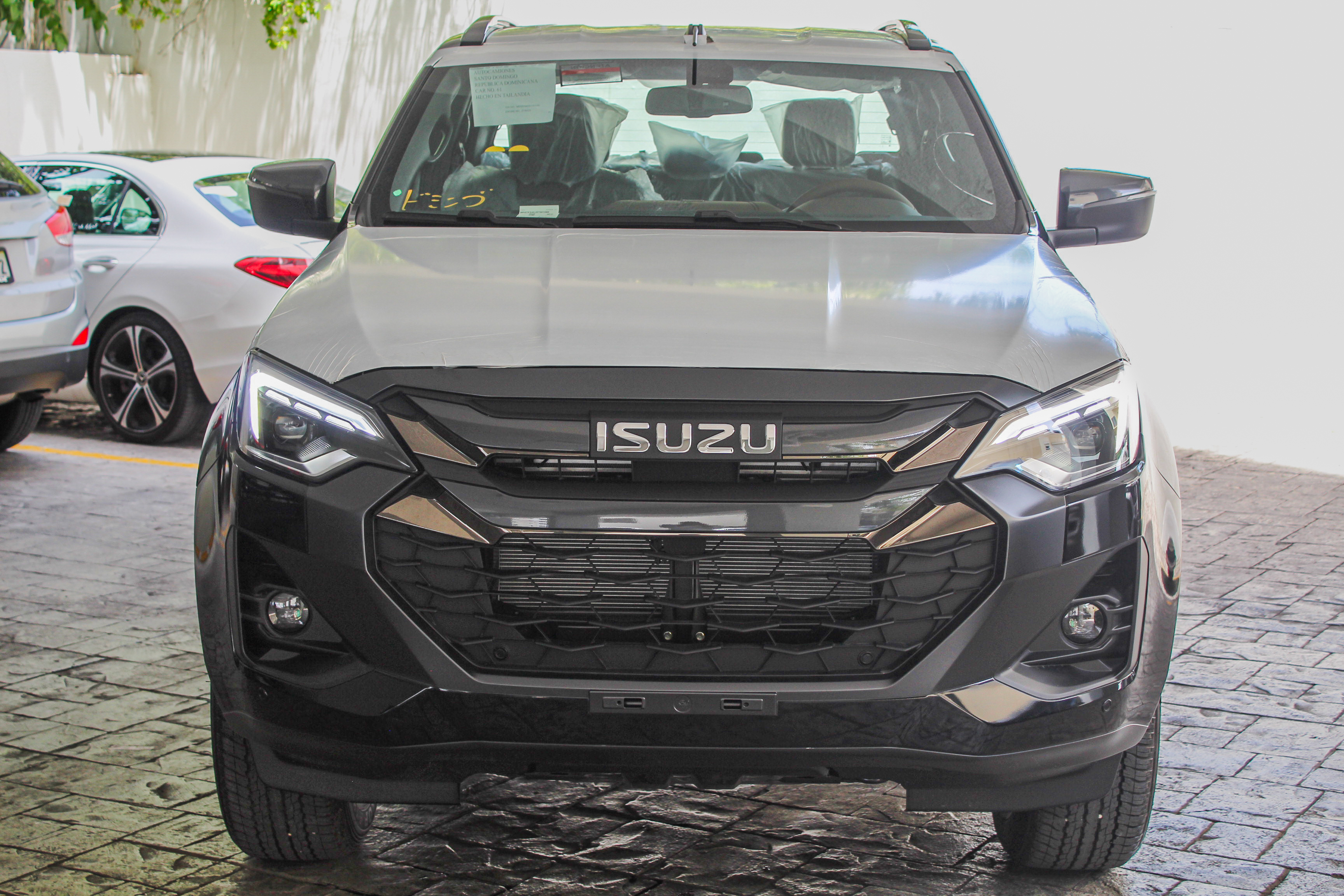 jeepetas y camionetas - Isuzu Dmax Full 2026 Negro