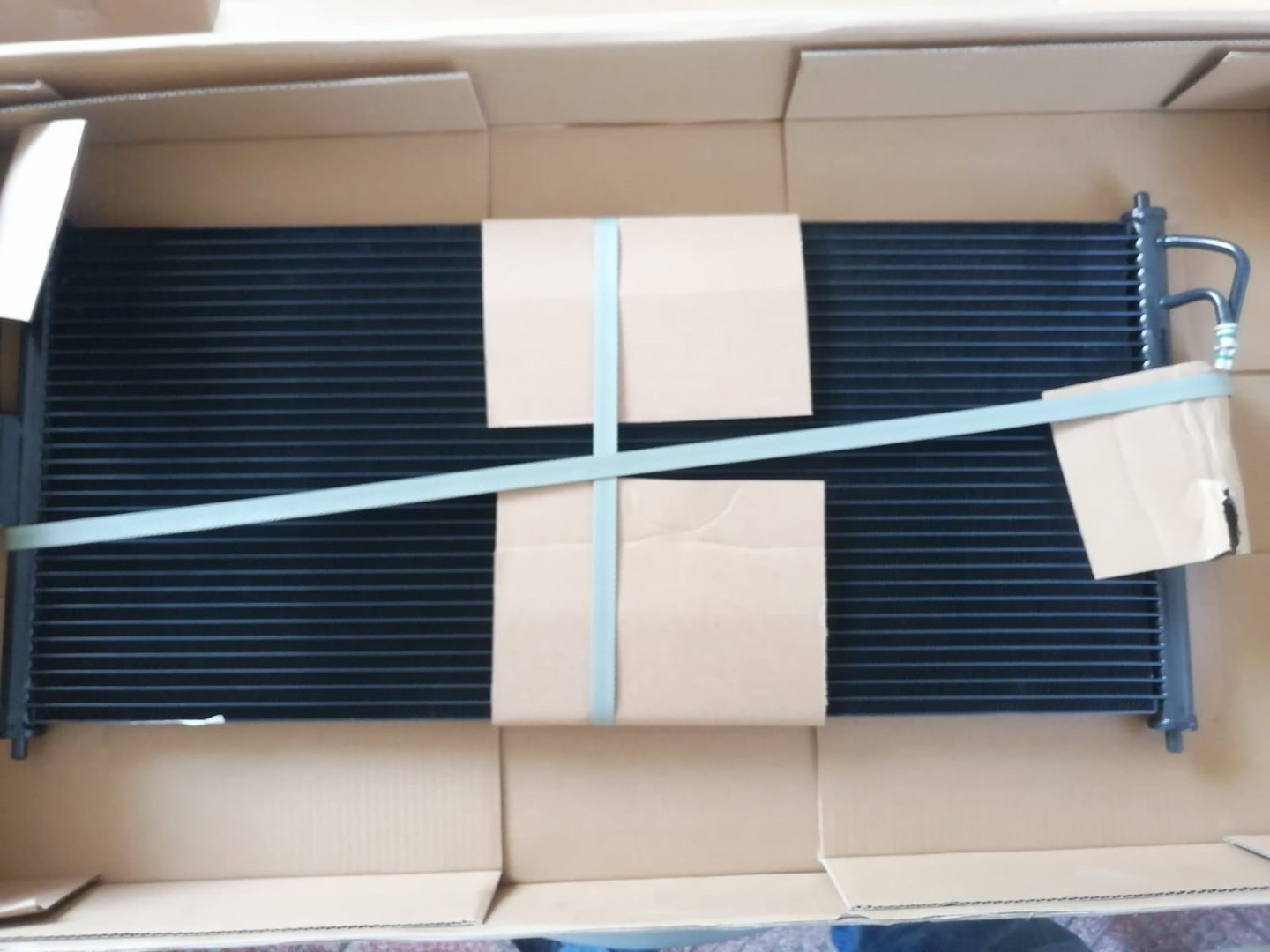 accesorios para vehiculos - Condensador para nissan Sentra 2001-2006 Nuevo  1