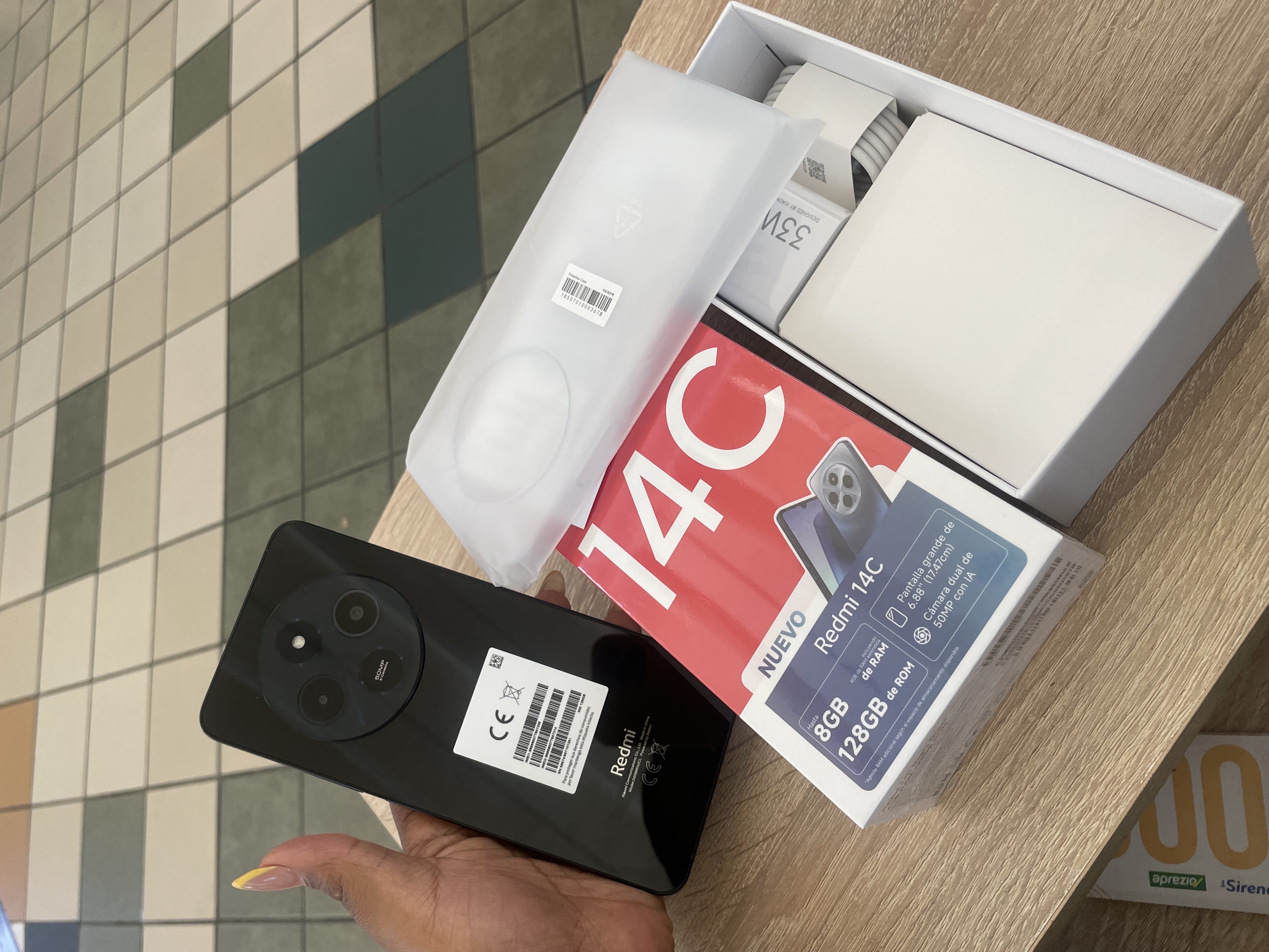 celulares y tabletas - vendo celular Remi C-14 (Nuevo) de caja 
 0