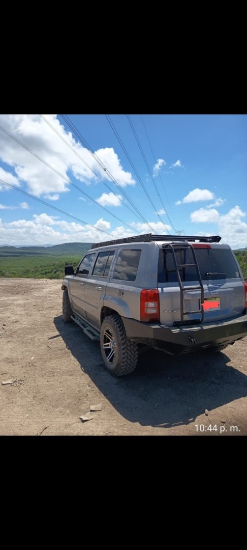 jeepetas y camionetas - Jeep Patriot 4x4 2016 
High Altitude Modificado 
 9