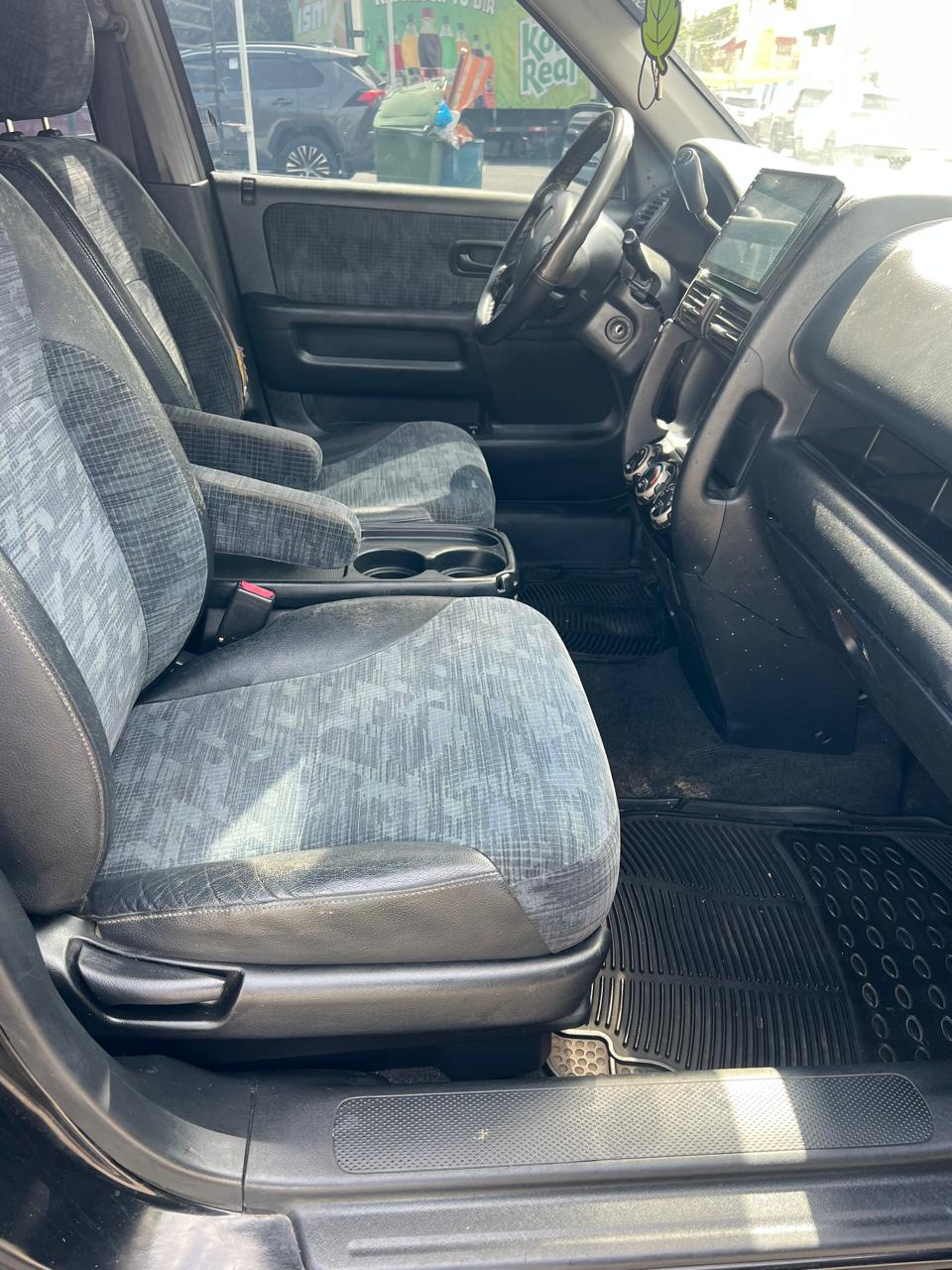 jeepetas y camionetas - Honda crv 2004 4
