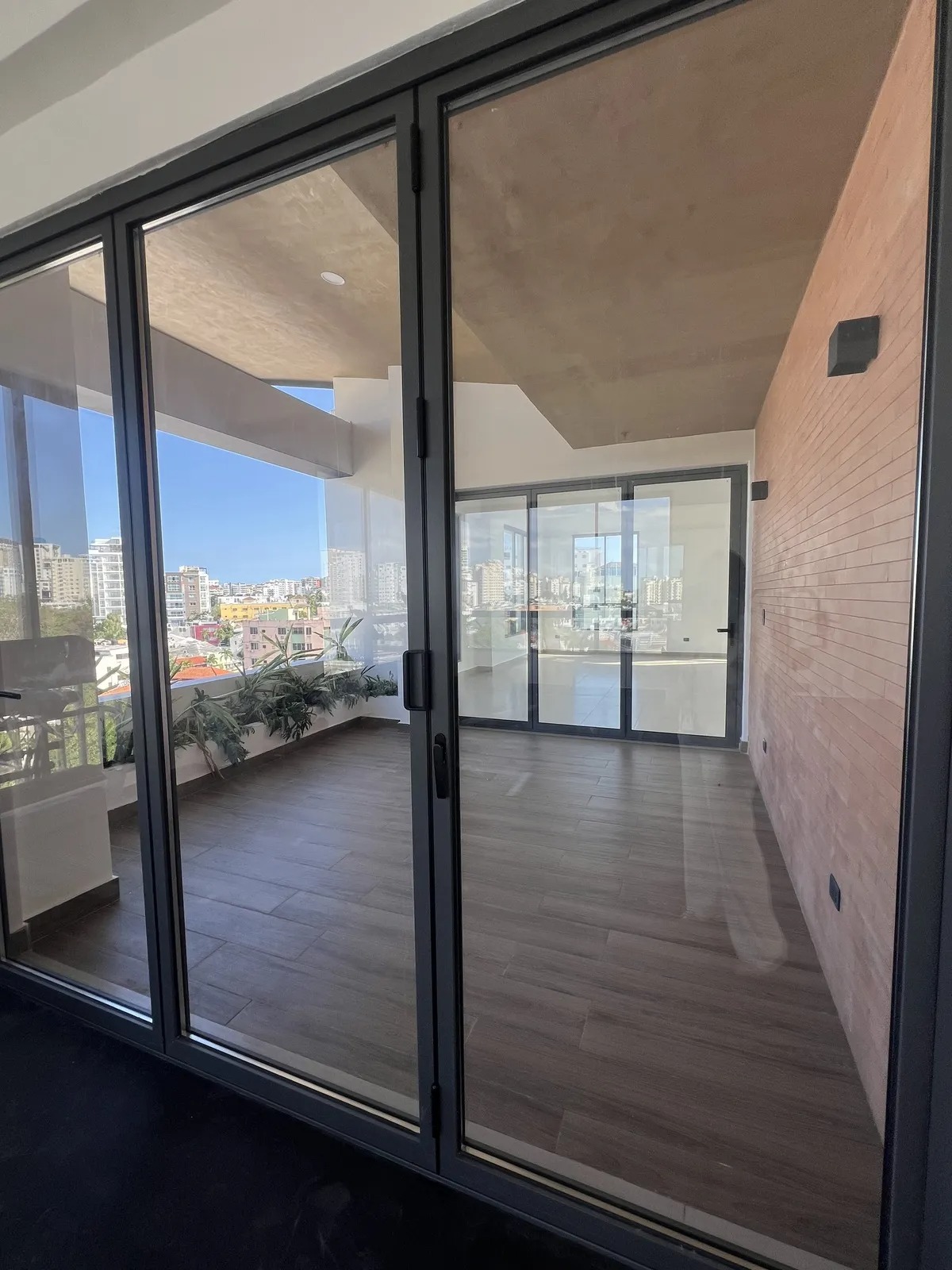 apartamentos - Alquiler de Apartamento en Julieta Morales Vacio 9