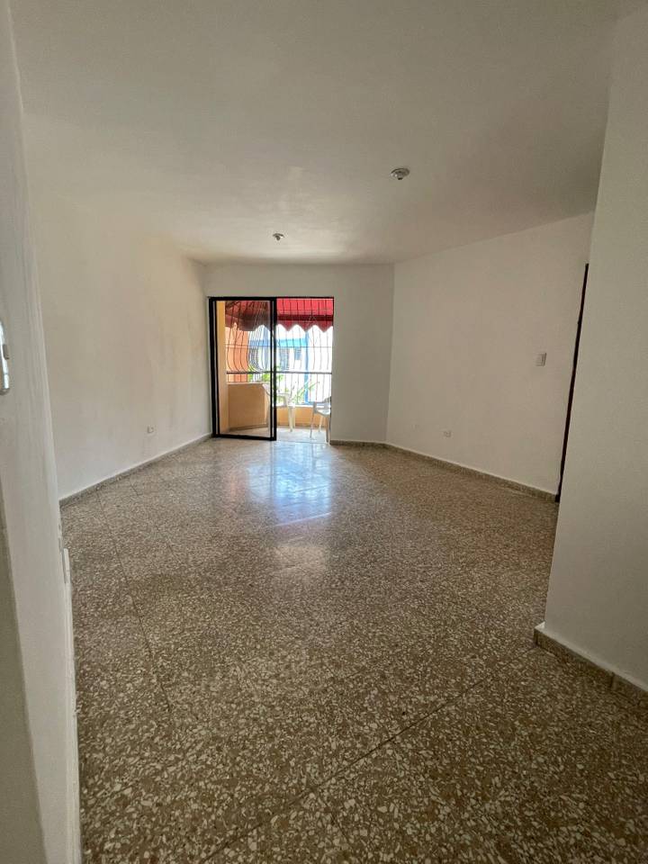 apartamentos - APARTAMENTO EN ALMA ROSA I, 2do nivel  céntrico 1