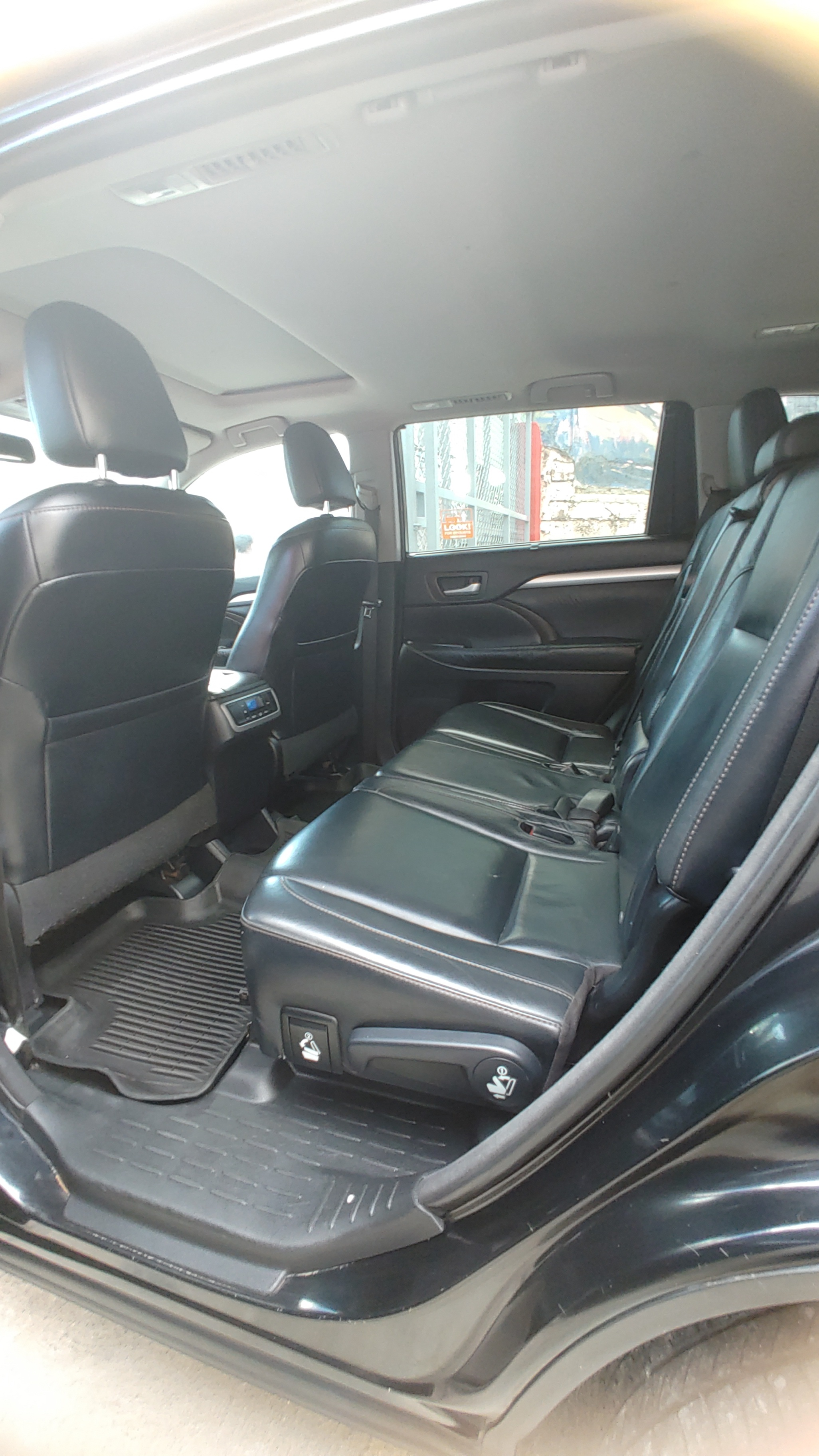 jeepetas y camionetas - Toyota highlander xle 4x4 2016 7