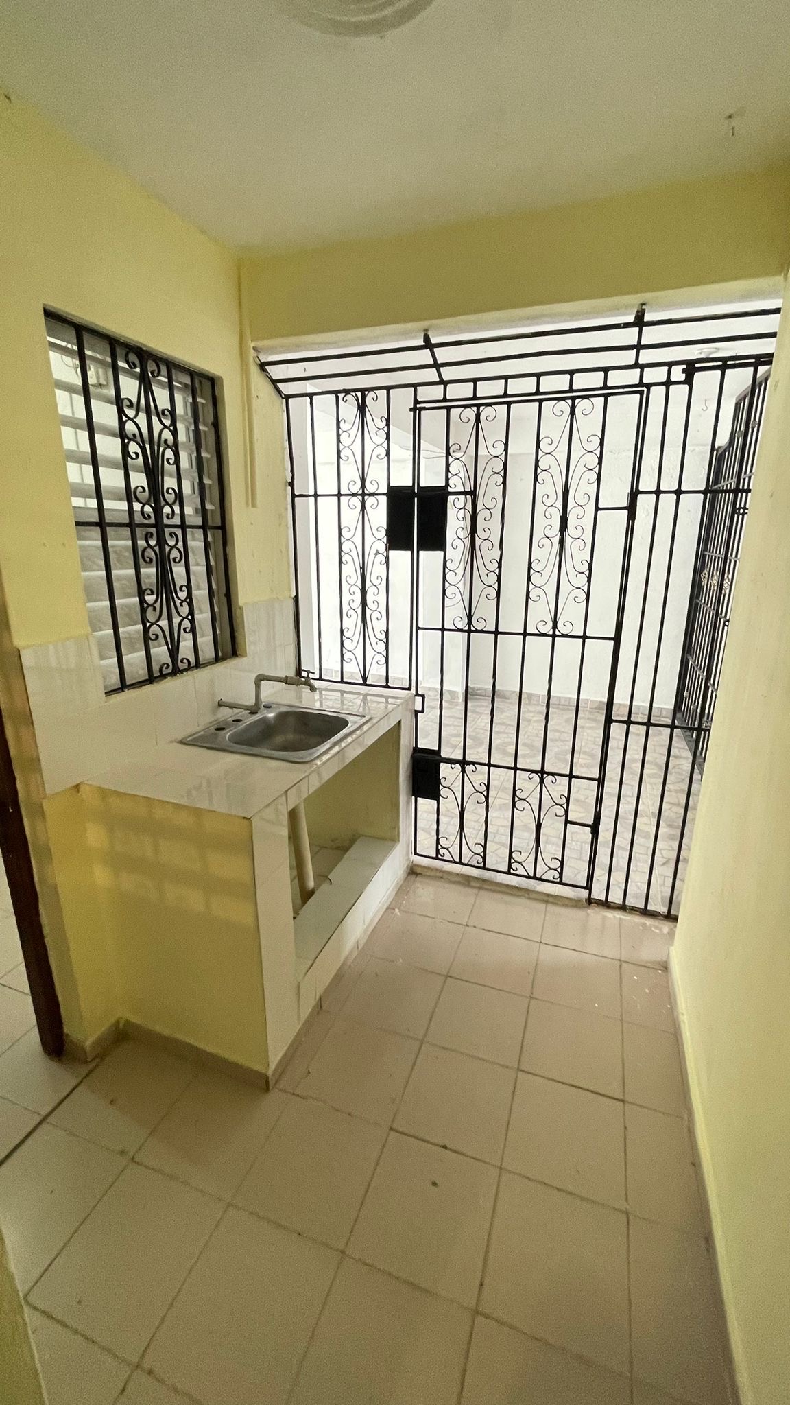 casas - SE RENTA CASA EN PRIMER PISO $27,000 3