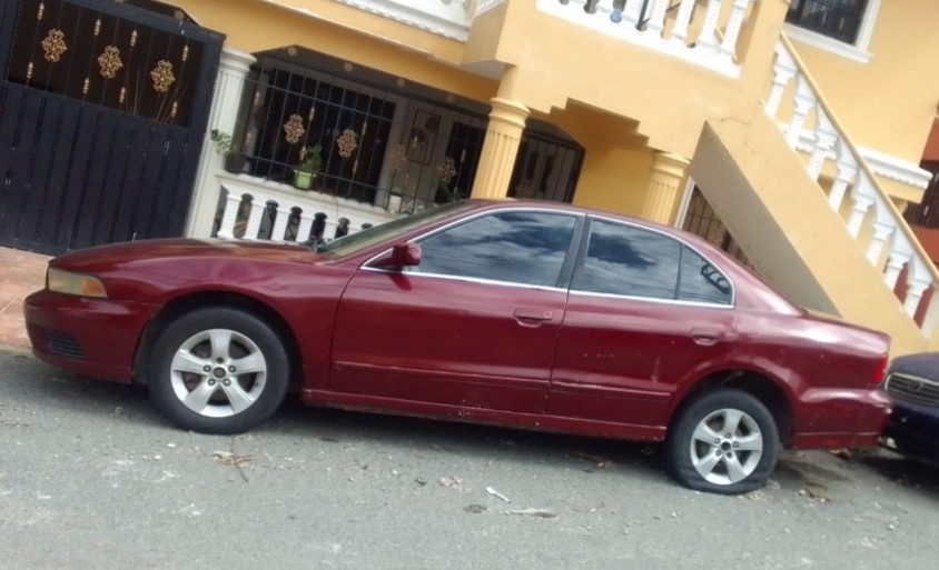 jeepetas y camionetas - MITSUBISHI, GALA , 2003 , SISTEMA DE GAS RD$110,000 4