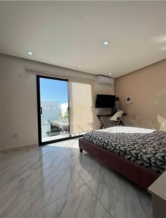 casas vacacionales y villas - Venta de Villa en punta cana zona turística con piscina 3