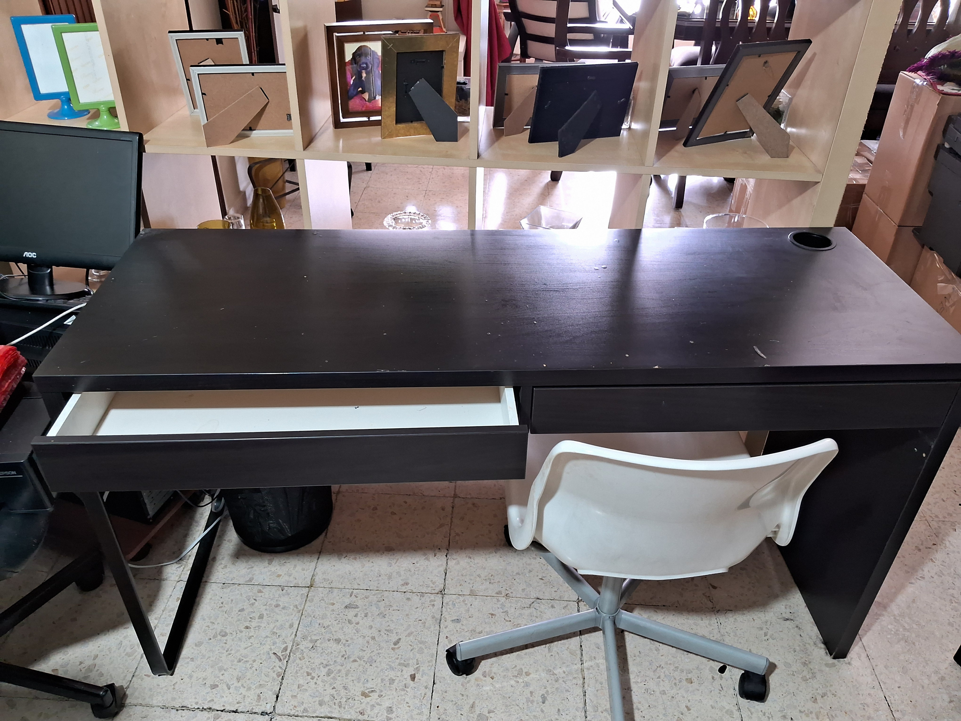 muebles y colchones - ESCRITORIO Y SILLA