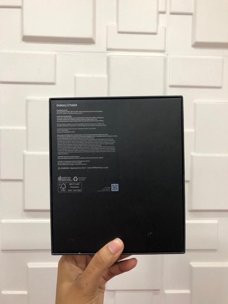 celulares y tabletas - Samsung Galaxy Z Fold 4 256gb Sellado 2