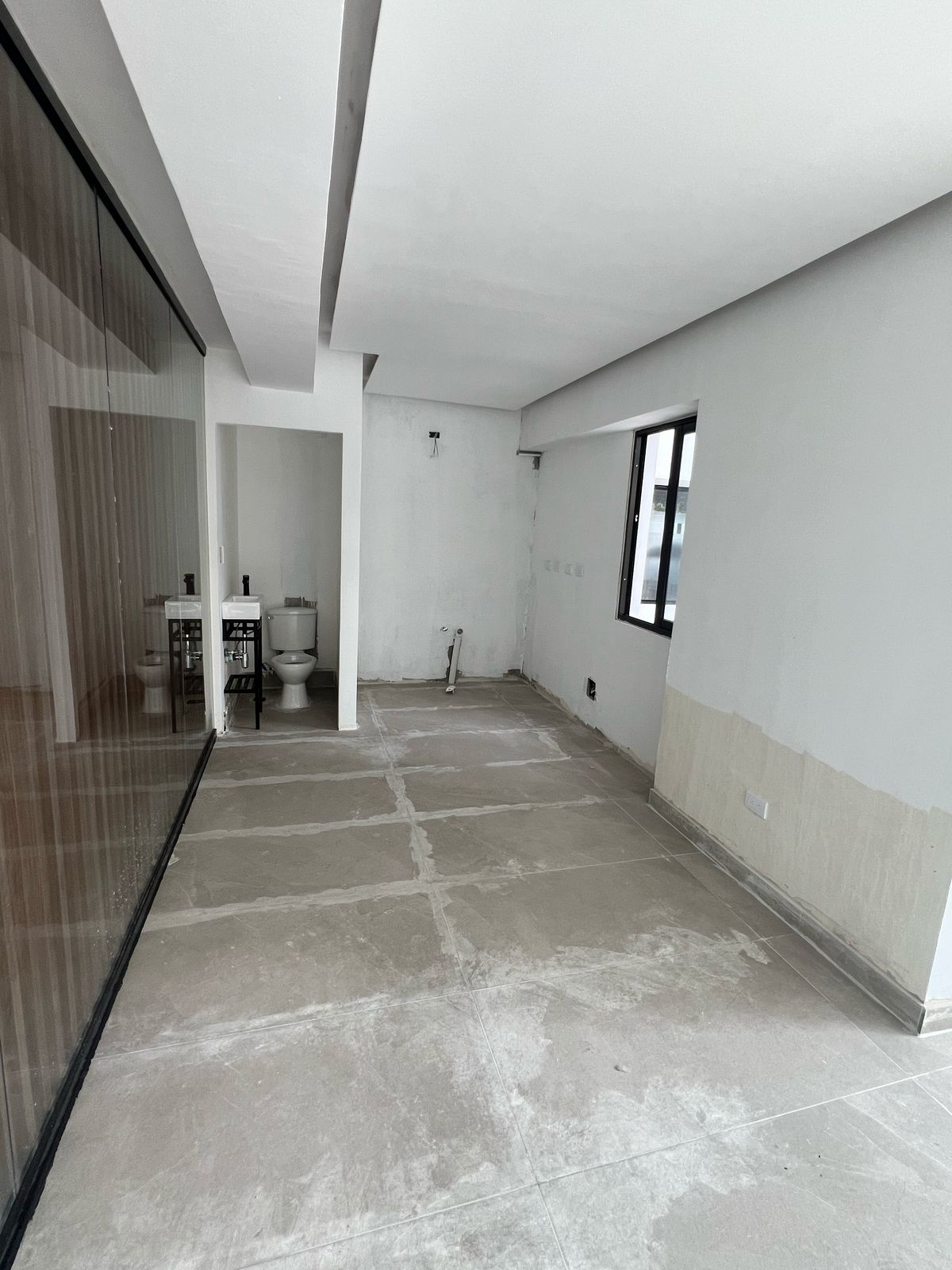 oficinas y locales comerciales - Local en alquiler primer Nivel en SERALLES  4