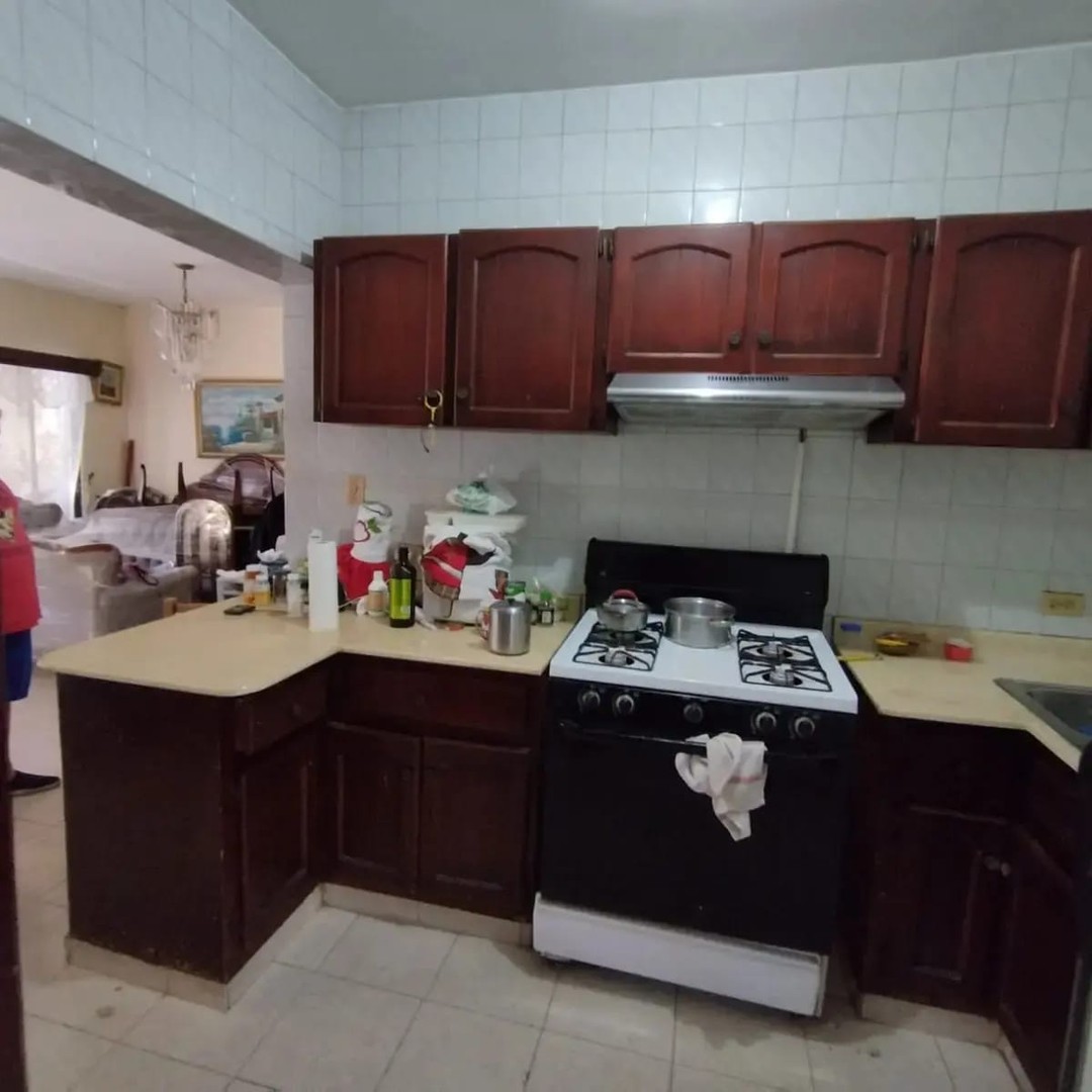 apartamentos - Se vende apartamento en Av. Independencia  8