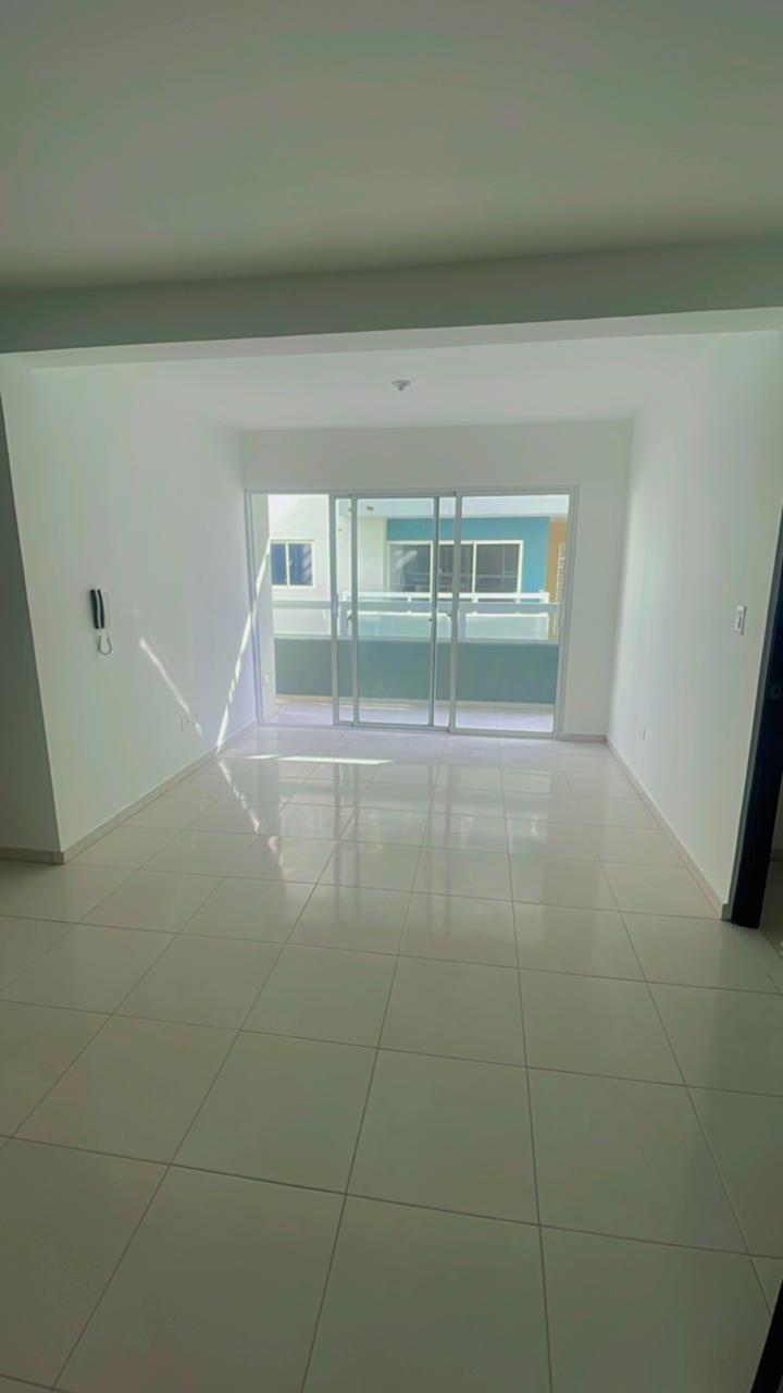 apartamentos - Se Vende Apartamento Ubicado en la Romana 0