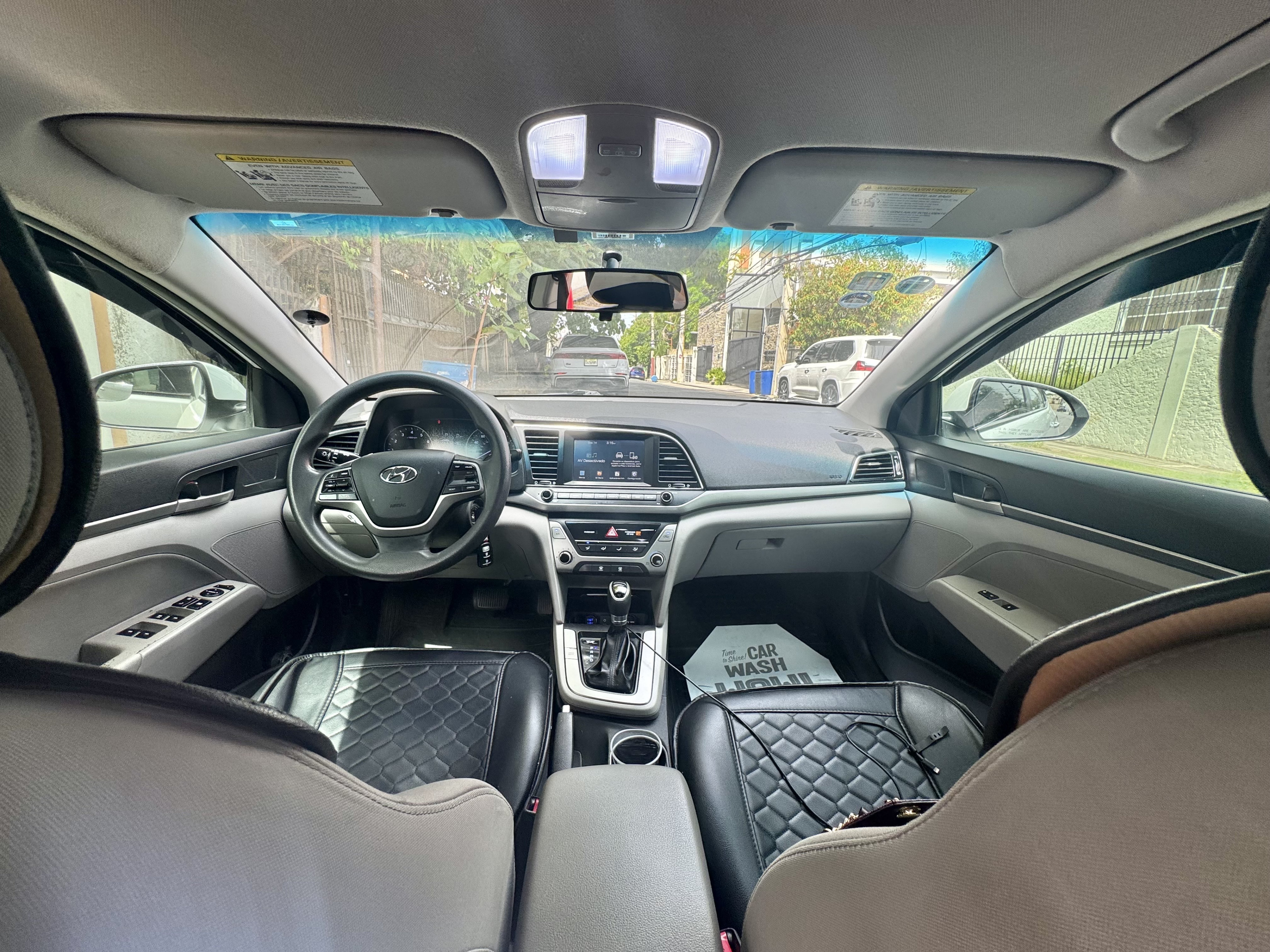 carros - Vendo Hyundai Elantra 2017, motor 2.0, Americano, Excelentes condiciones!  8