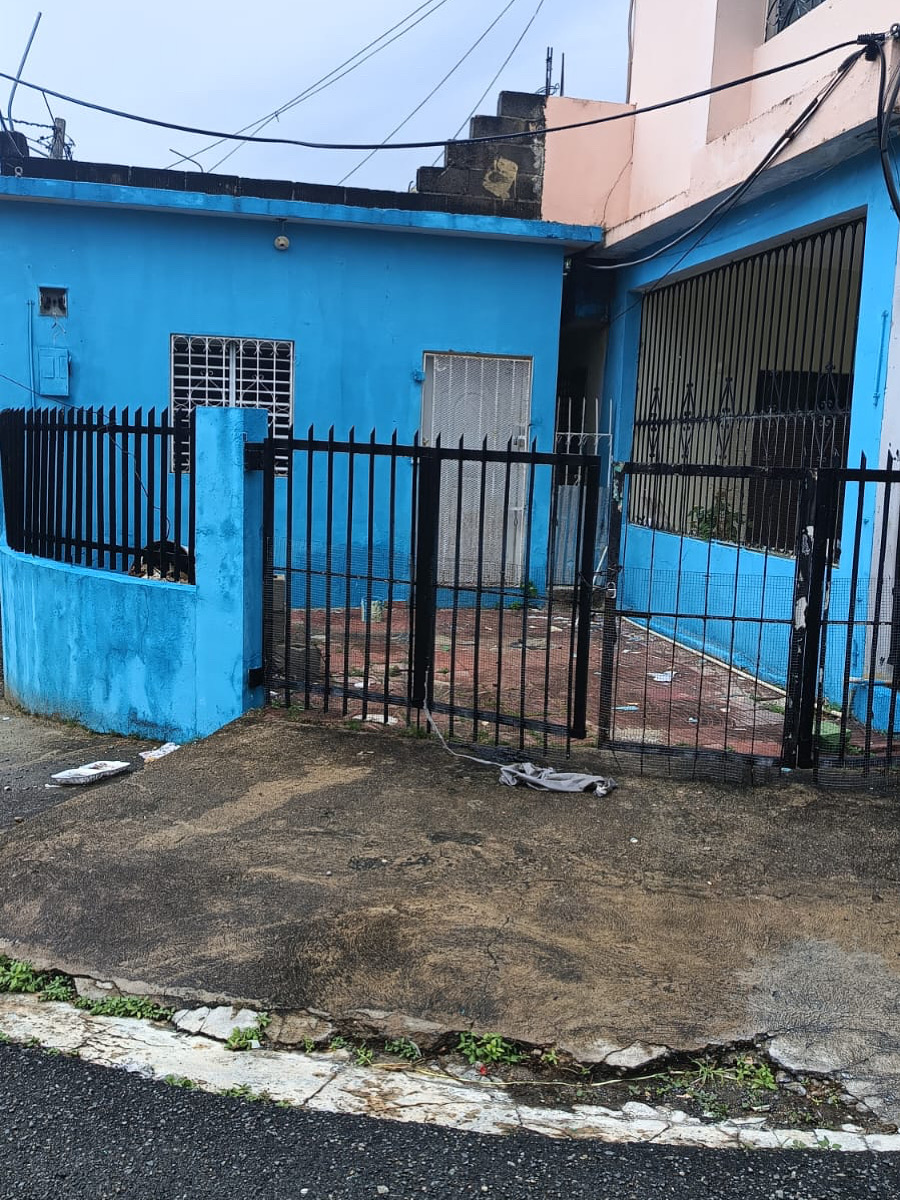 casas - alquilo en urb máximo Gómez Santo Domingo norte NEGOCIABLE 1