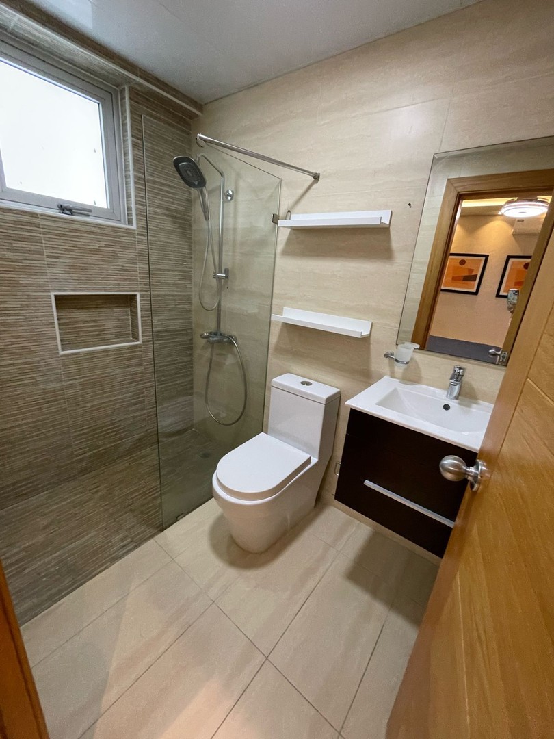 apartamentos - Apartamento en Venta Amueblado
PIANTINI
USD 380,000.00
Mantenimiento: RD$9,500.0 7