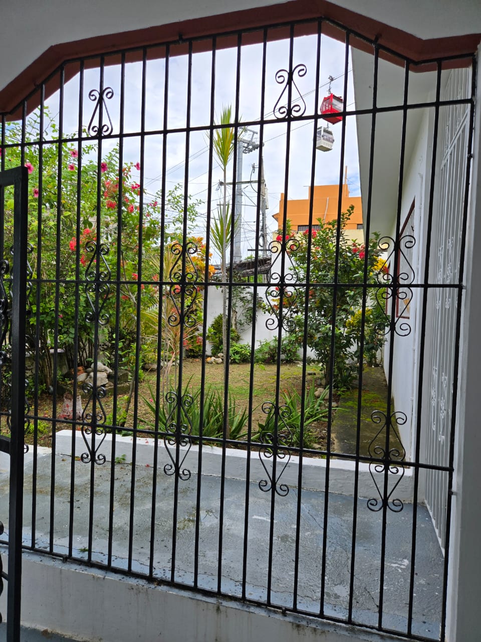 casas - Gran Venta de Propiedad en Santo Domingo Este  0