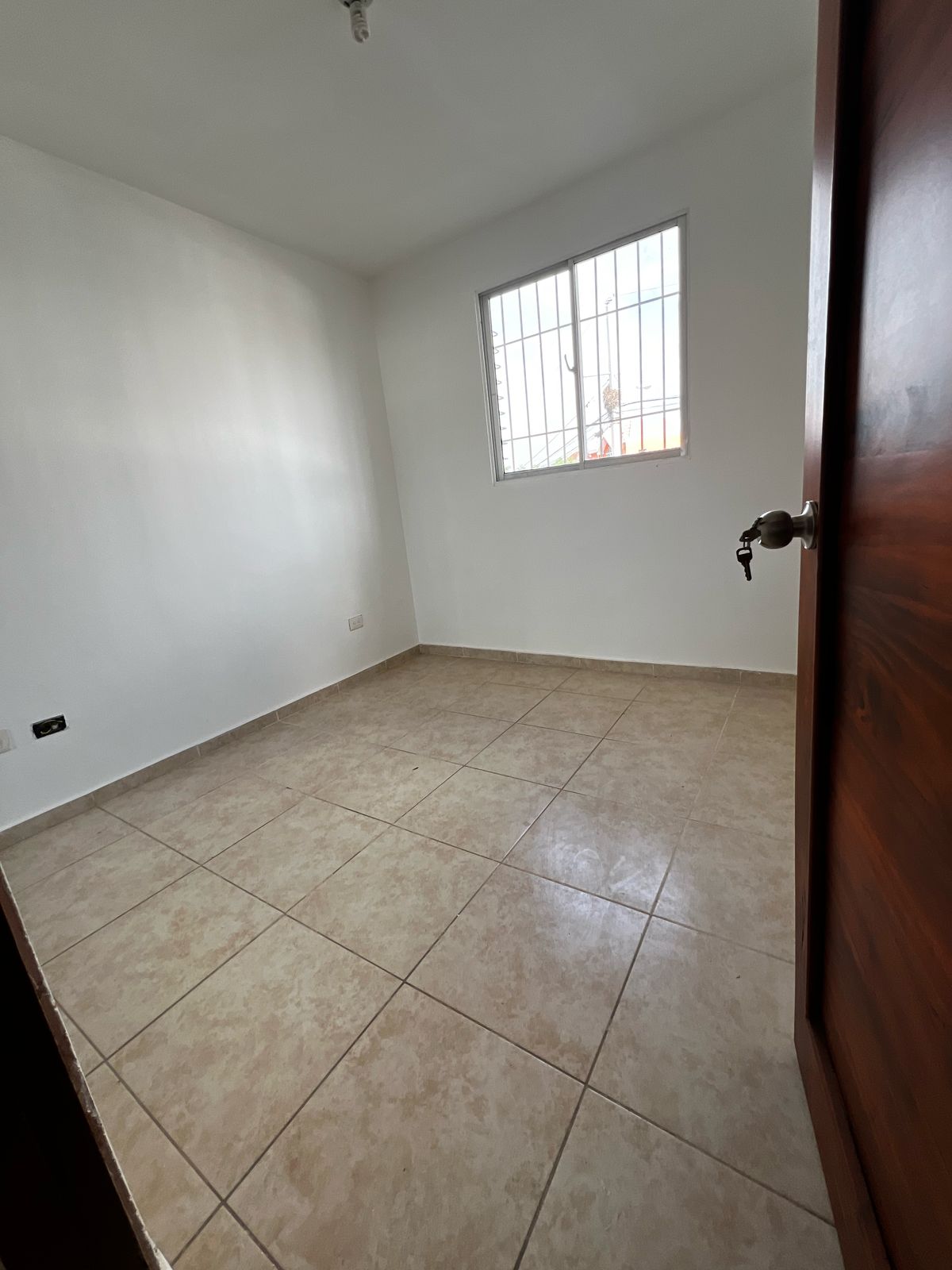 apartamentos - Apartamento en alquiler en zona tranquila y segura  3