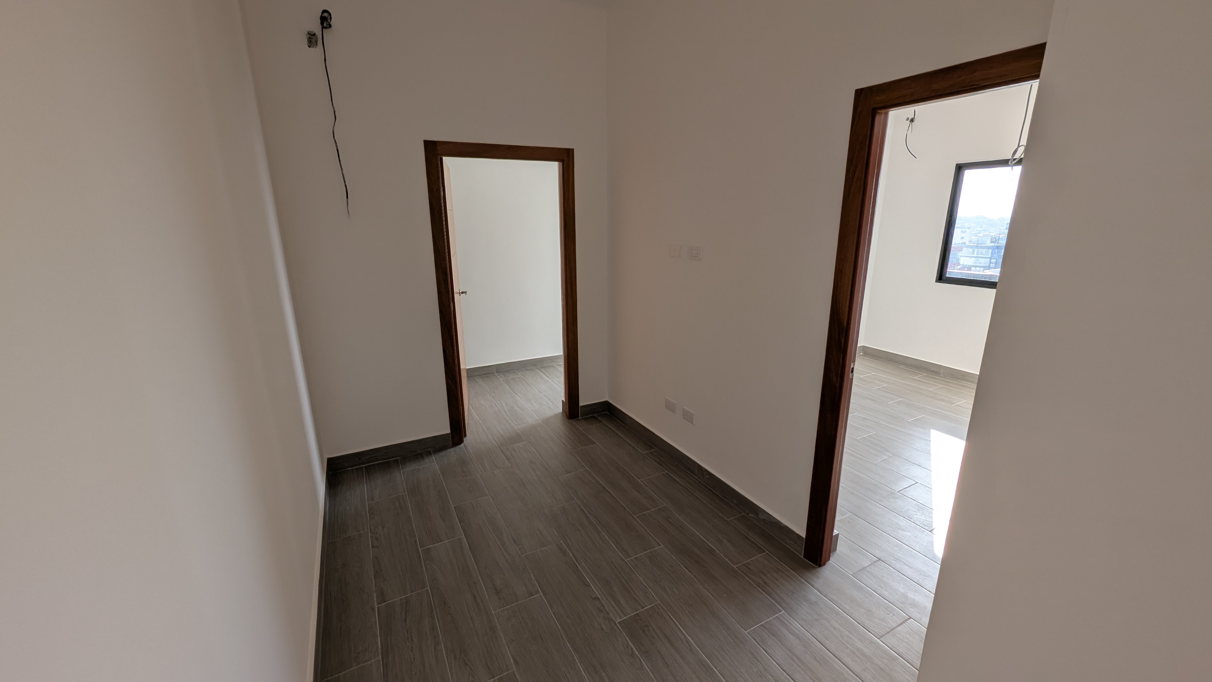 apartamentos - ALQUILO APARTAMENTO PROLONG. 27 NUEVO 2 HAB. 4